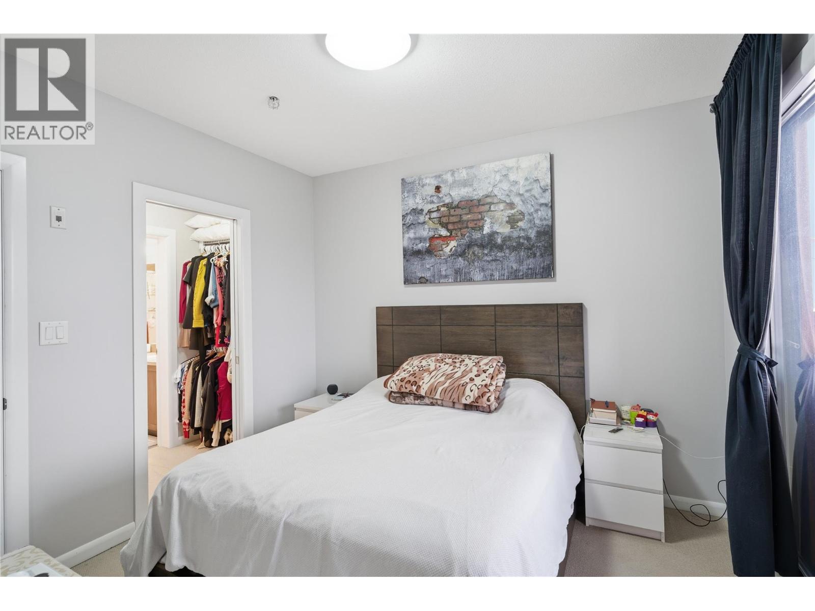 559 654 Cook Road, Kelowna