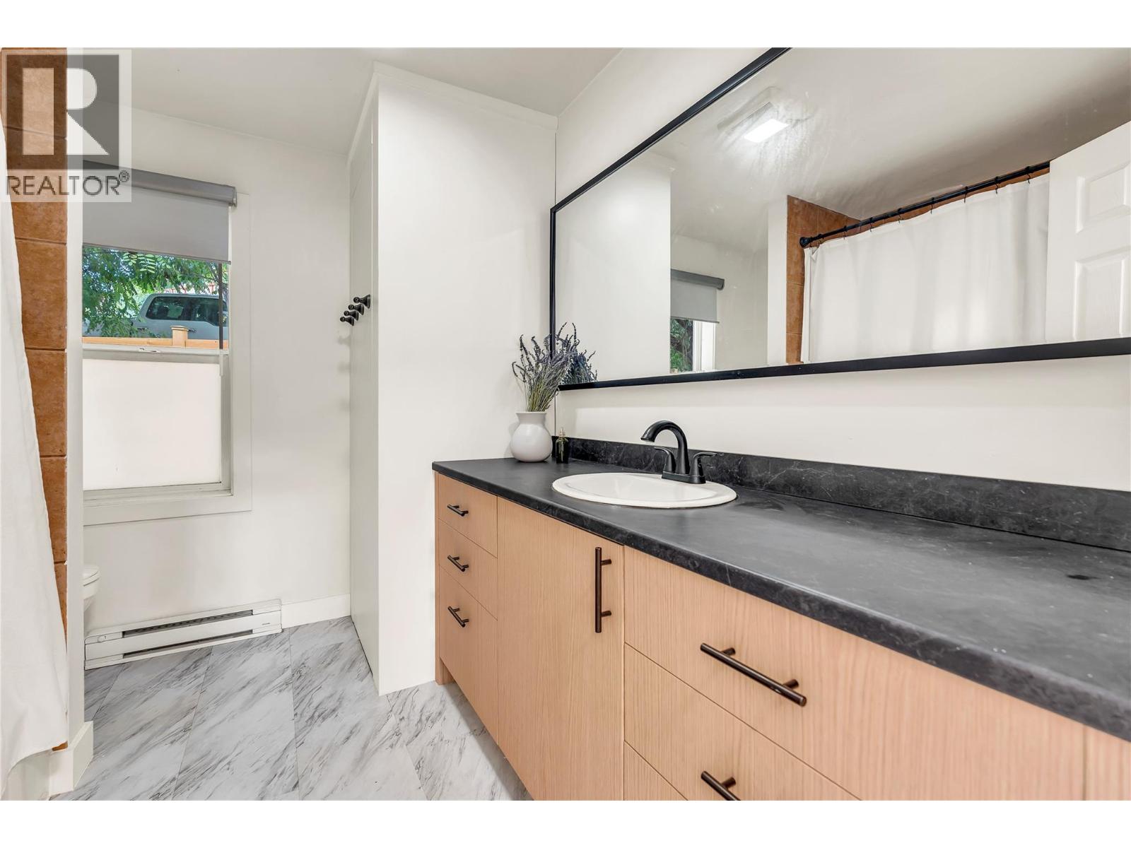 11716 PRAIRIE VALLEY Road, Summerland