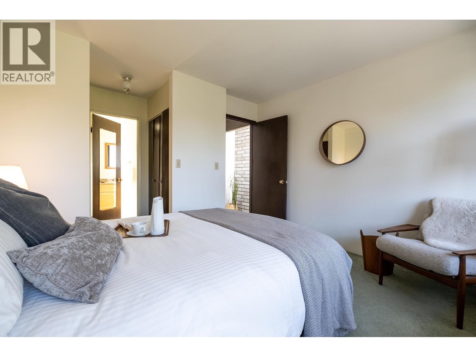 670 FAIRMONT ROAD, Gibsons