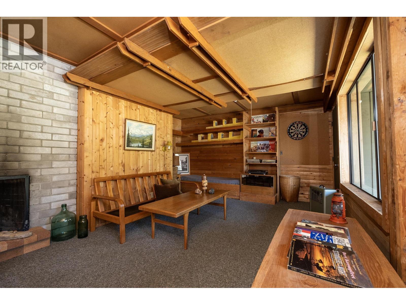 670 FAIRMONT ROAD, Gibsons