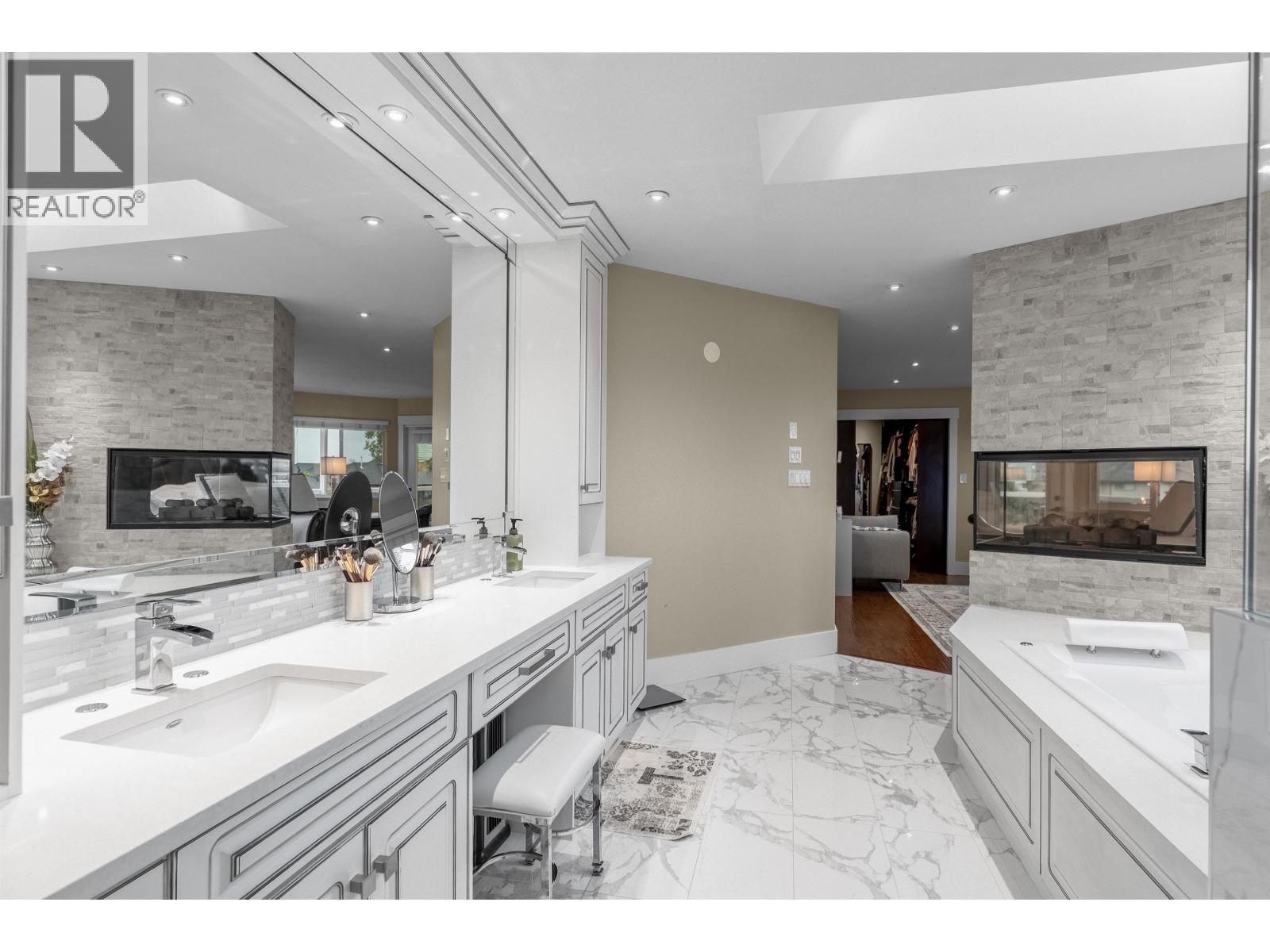 816 CITADEL DRIVE, Port Coquitlam