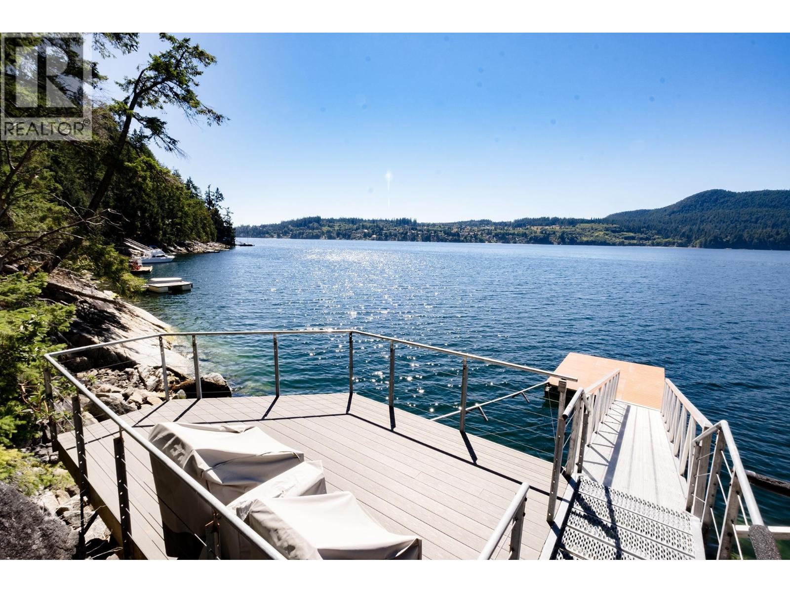 6815 SANDY HOOK TRAIL, Sechelt
