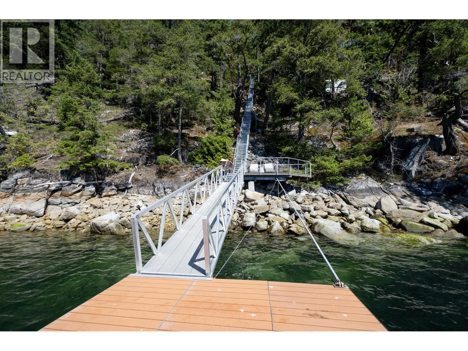 6815 SANDY HOOK TRAIL, Sechelt