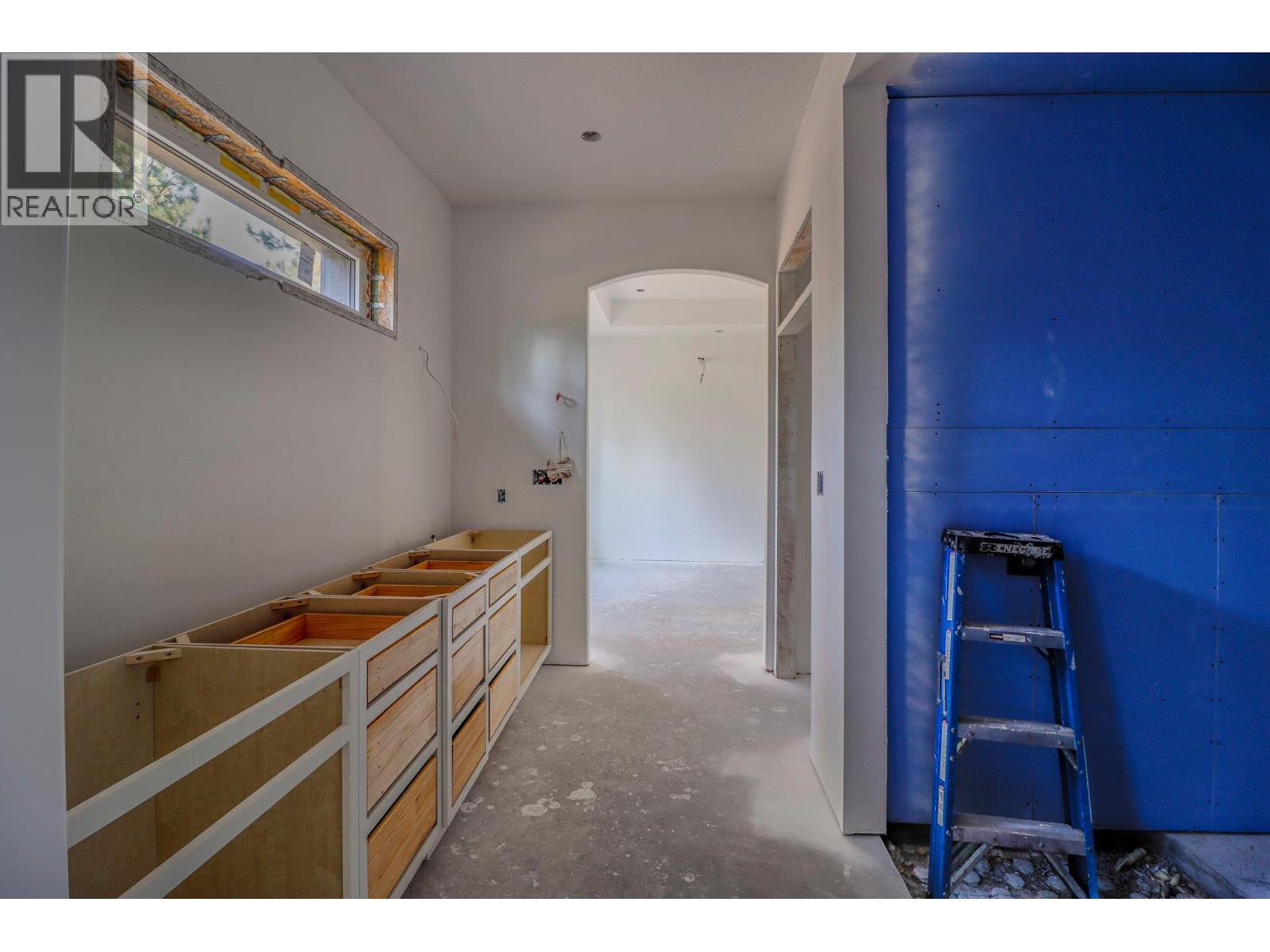 113 CORRAL Boulevard - 15