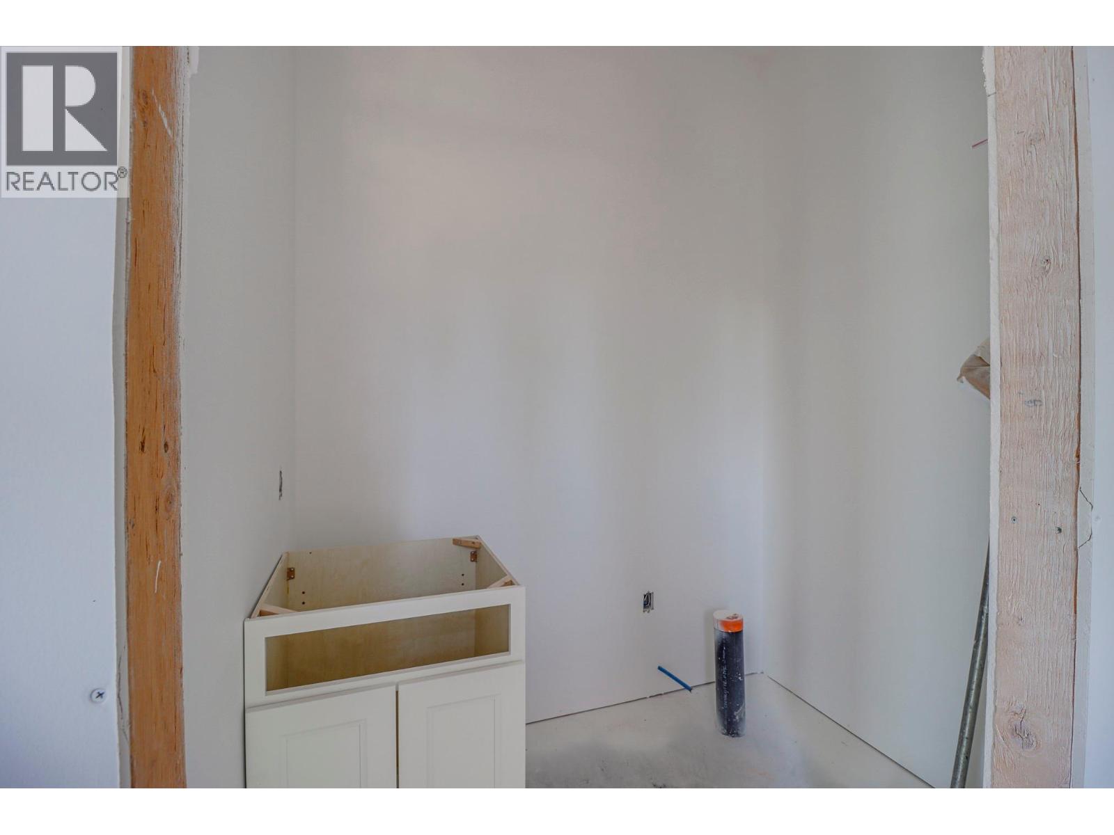 113 CORRAL Boulevard - 23