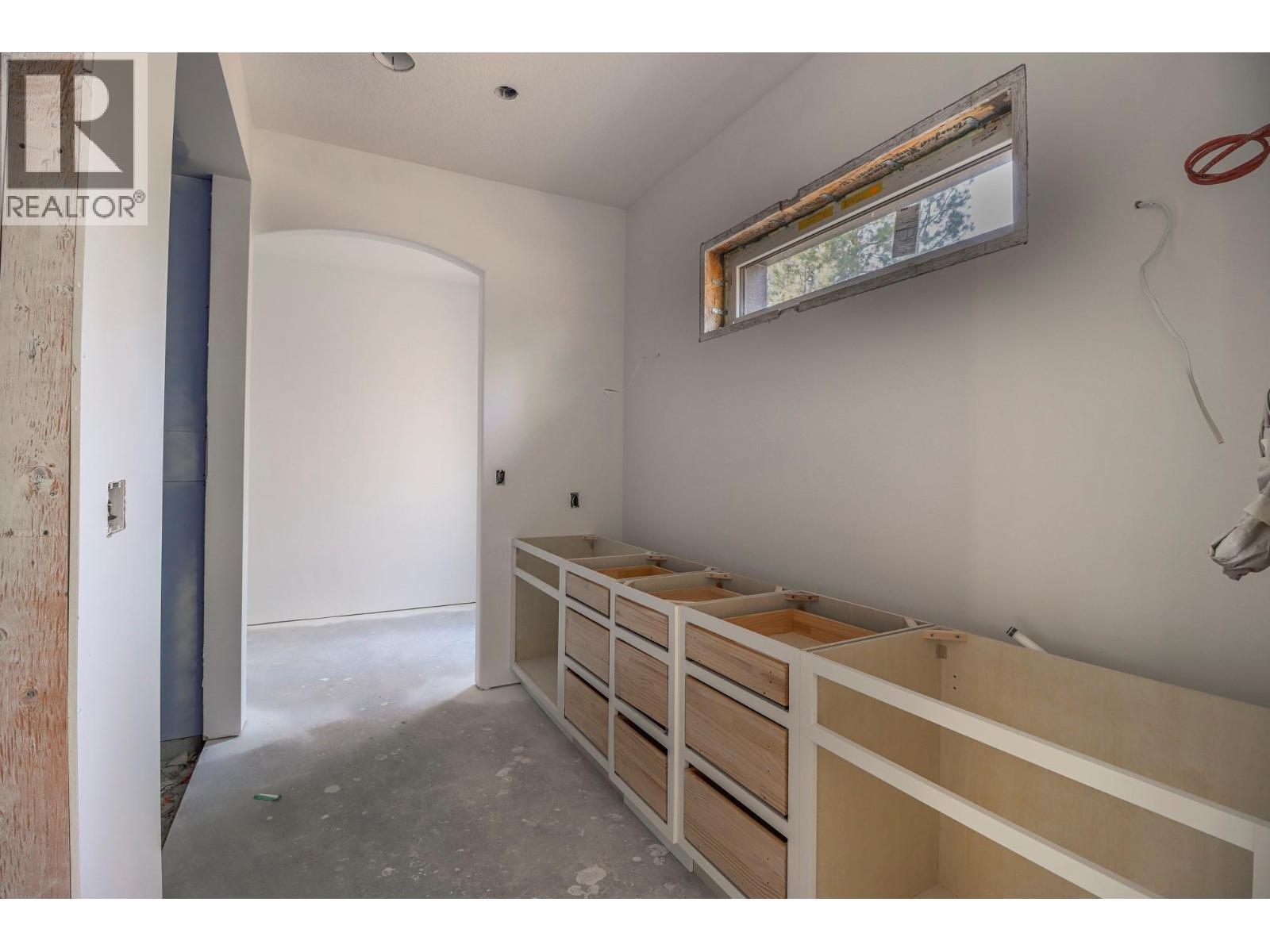 113 CORRAL Boulevard - 14