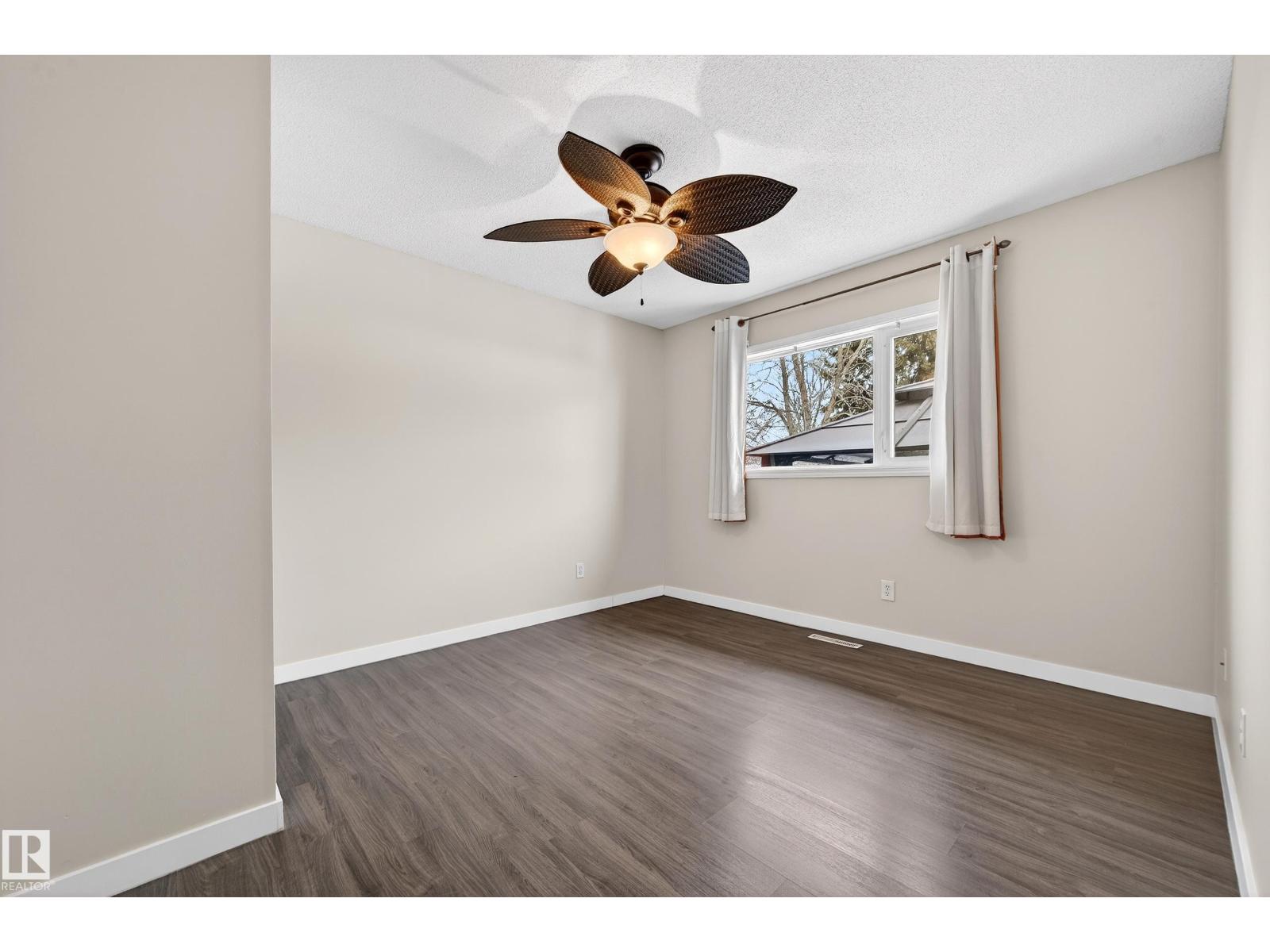 8938 94 AV, Fort Saskatchewan