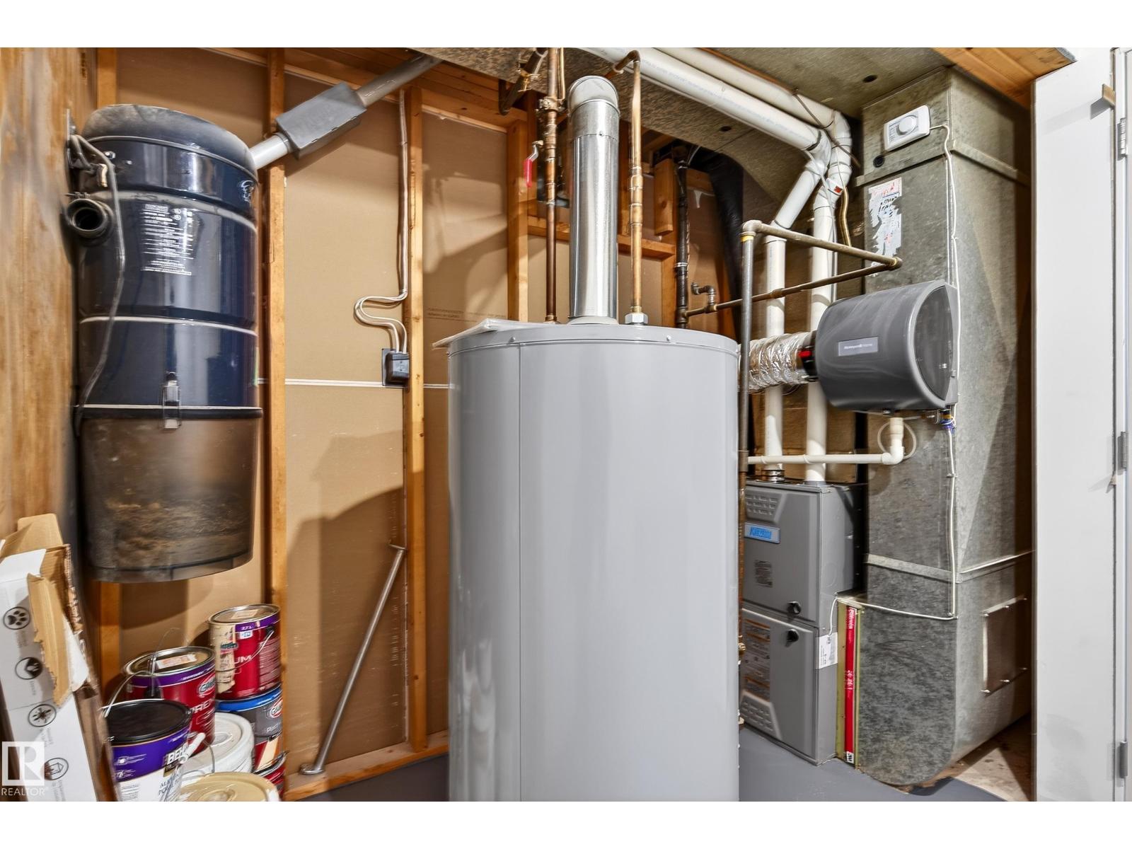 8938 94 AV, Fort Saskatchewan