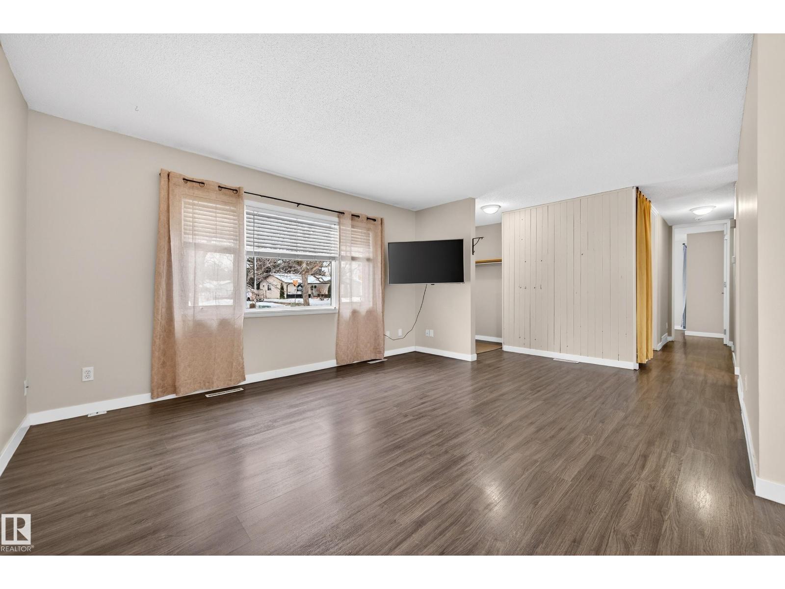 8938 94 AV, Fort Saskatchewan