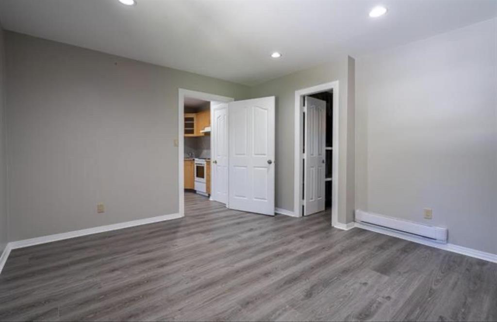 23009 FRASER HIGHWAY, Langley