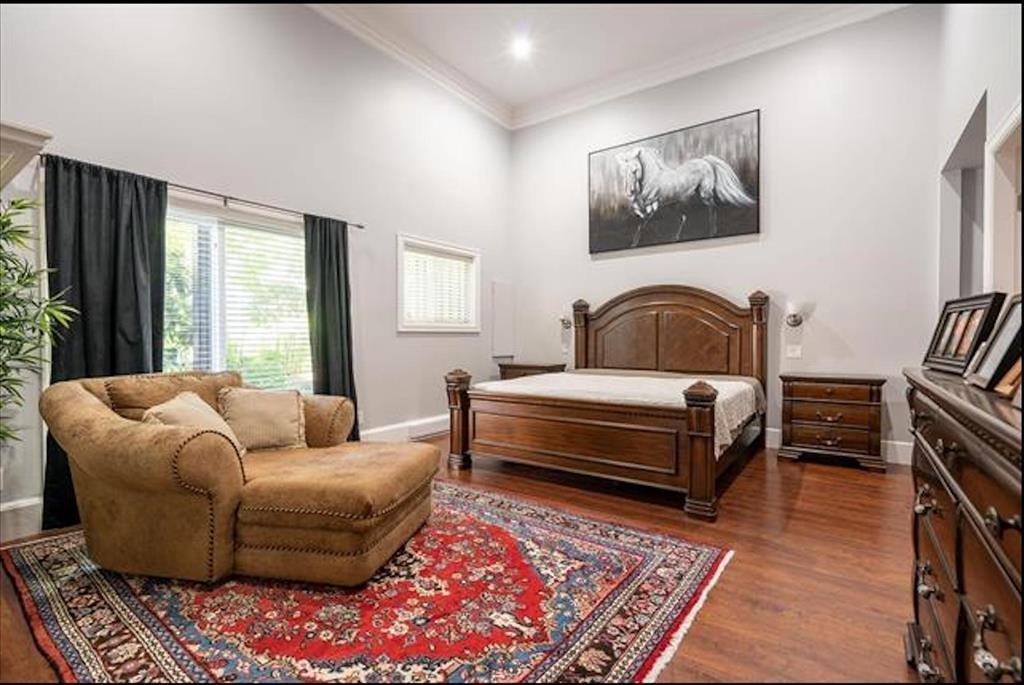 23009 FRASER HIGHWAY, Langley