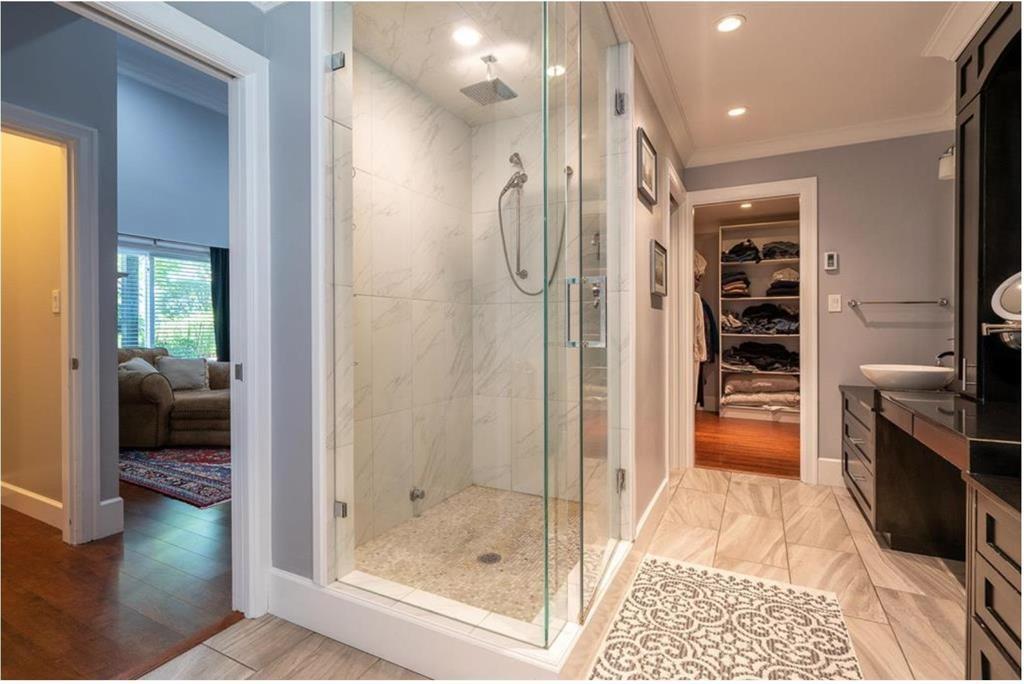 23009 FRASER HIGHWAY, Langley