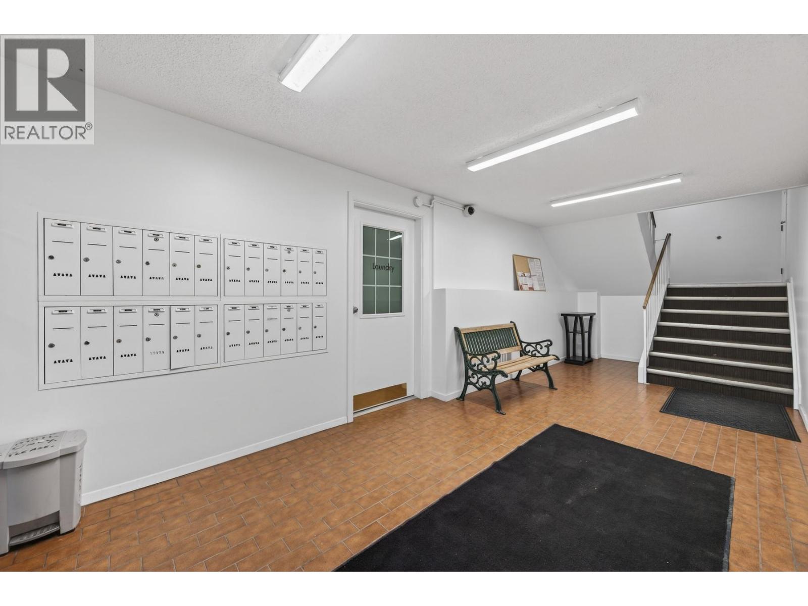 #107 751 GRANDVIEW TERRACE - 21