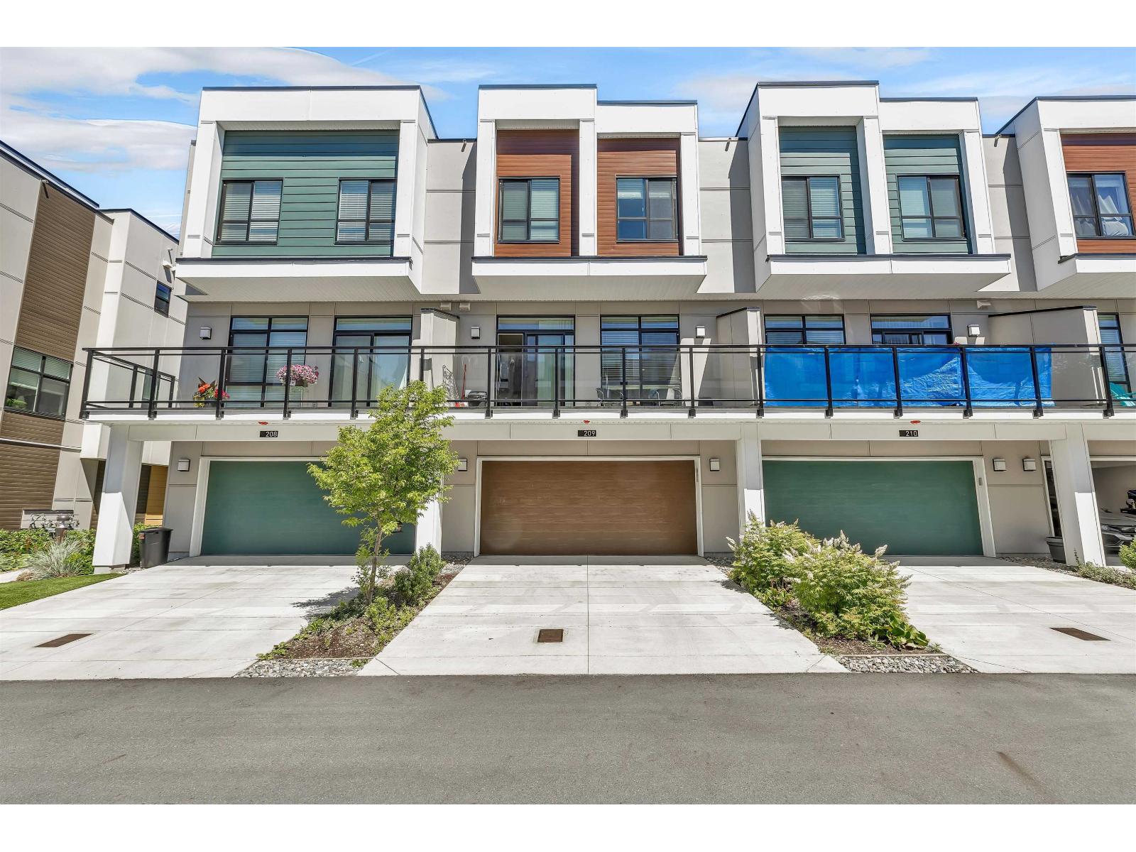 209 46150 THOMAS ROAD, Vedder Crossing, Chilliwack