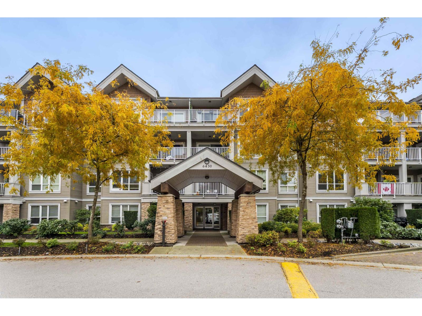 301 6430 194 Street - photo 2