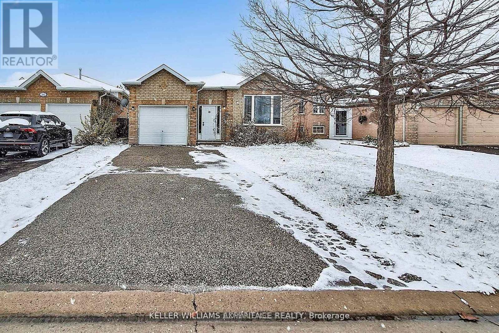 16 Nicole Marie Avenue Lower