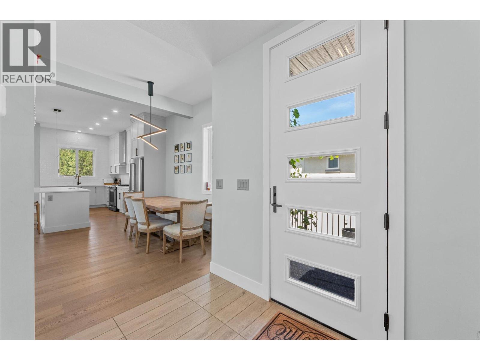  1846 Viewpoint Crescent, West Kelowna