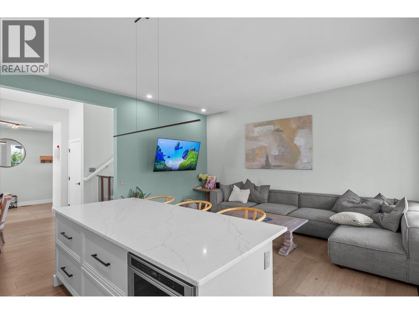  1846 Viewpoint Crescent, West Kelowna