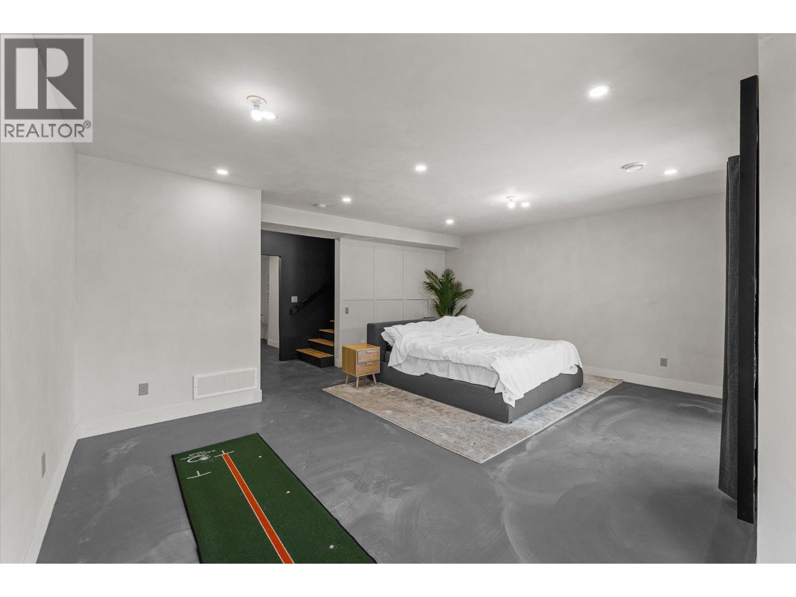  1846 Viewpoint Crescent, West Kelowna