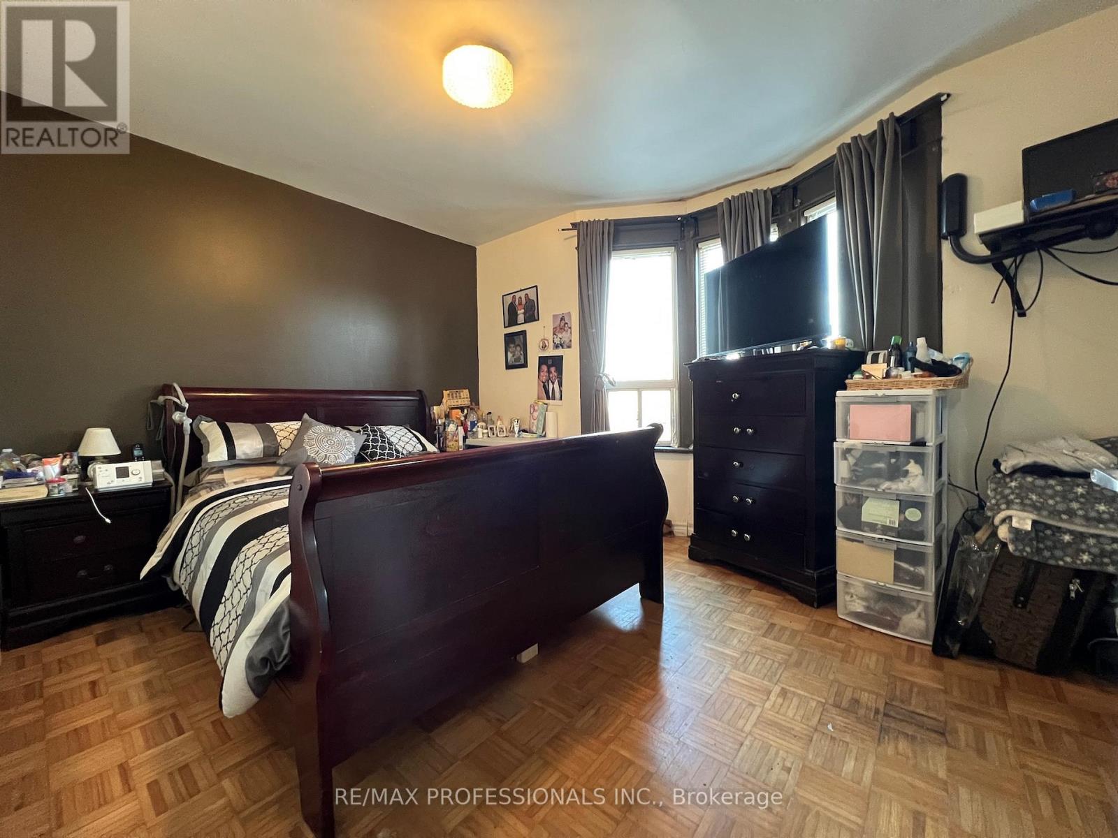 4 LOCUST STREET - 19