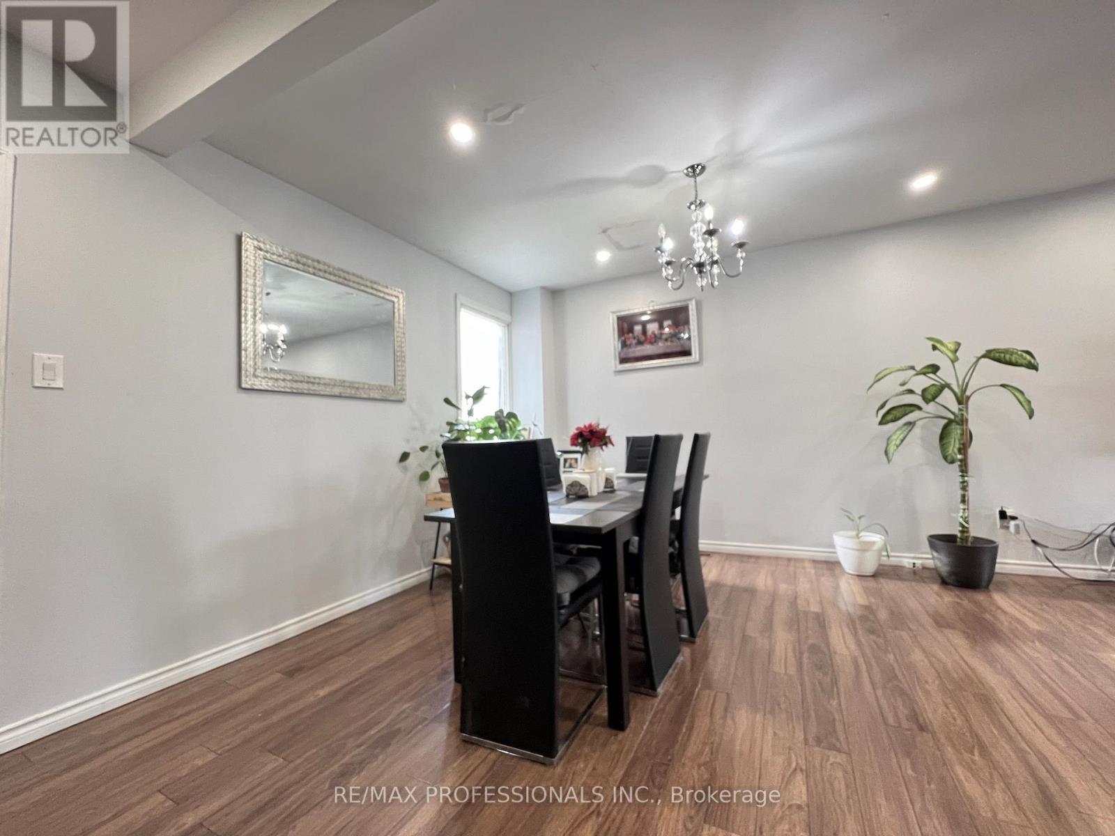 4 LOCUST STREET - 7