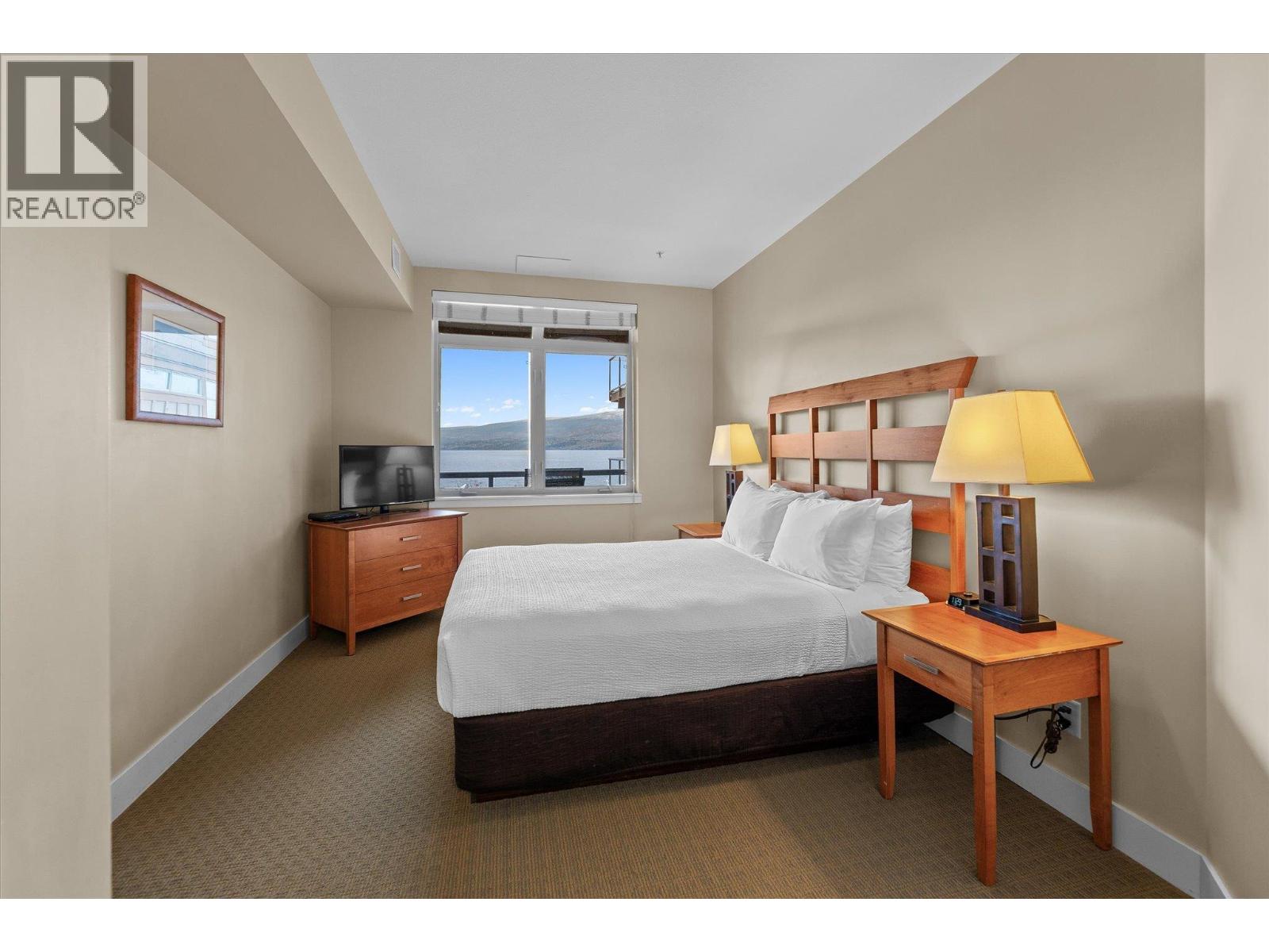 319 4205 Gellatly Road, West Kelowna