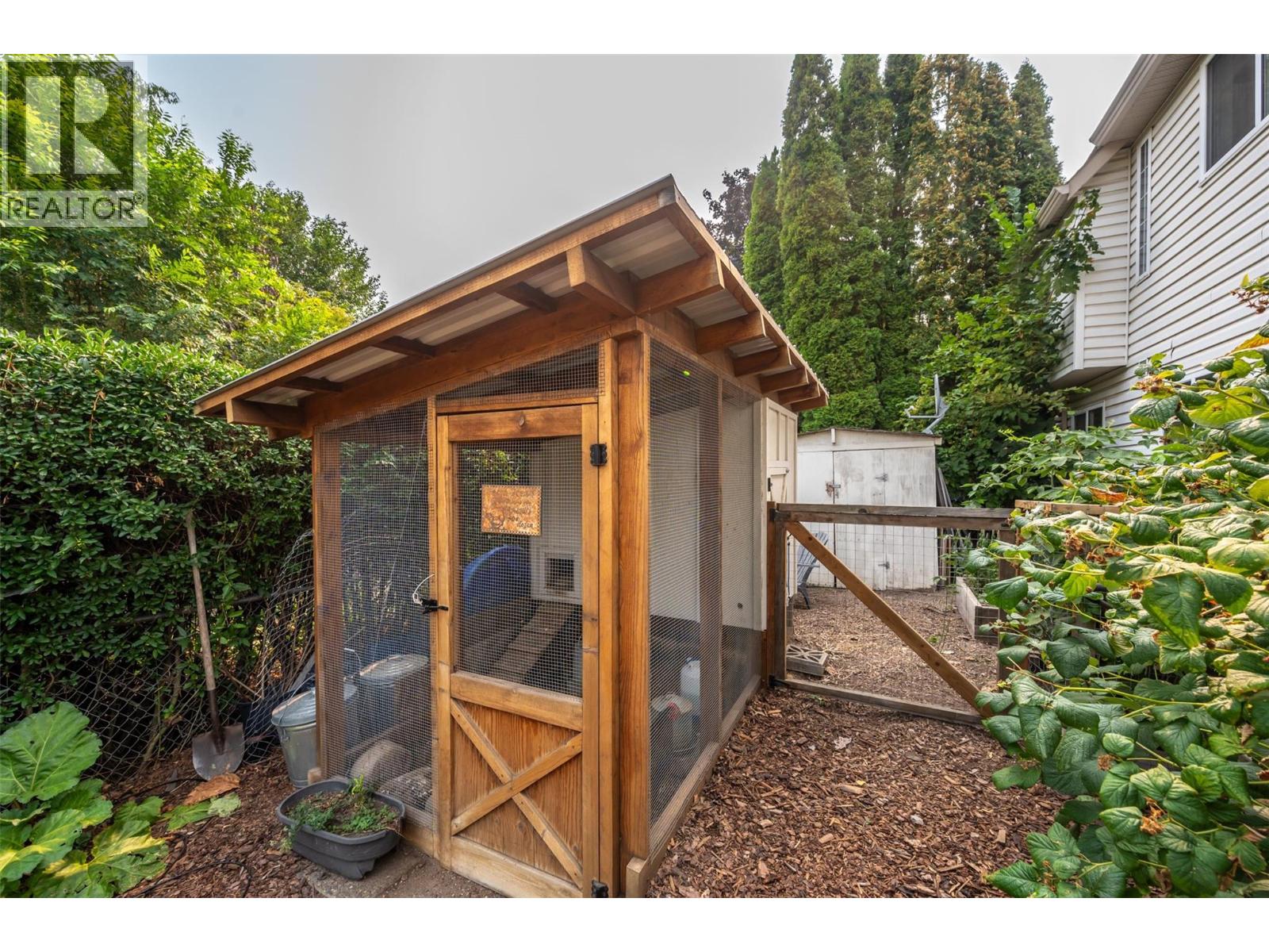 6107 TAVENDER COURT - 72