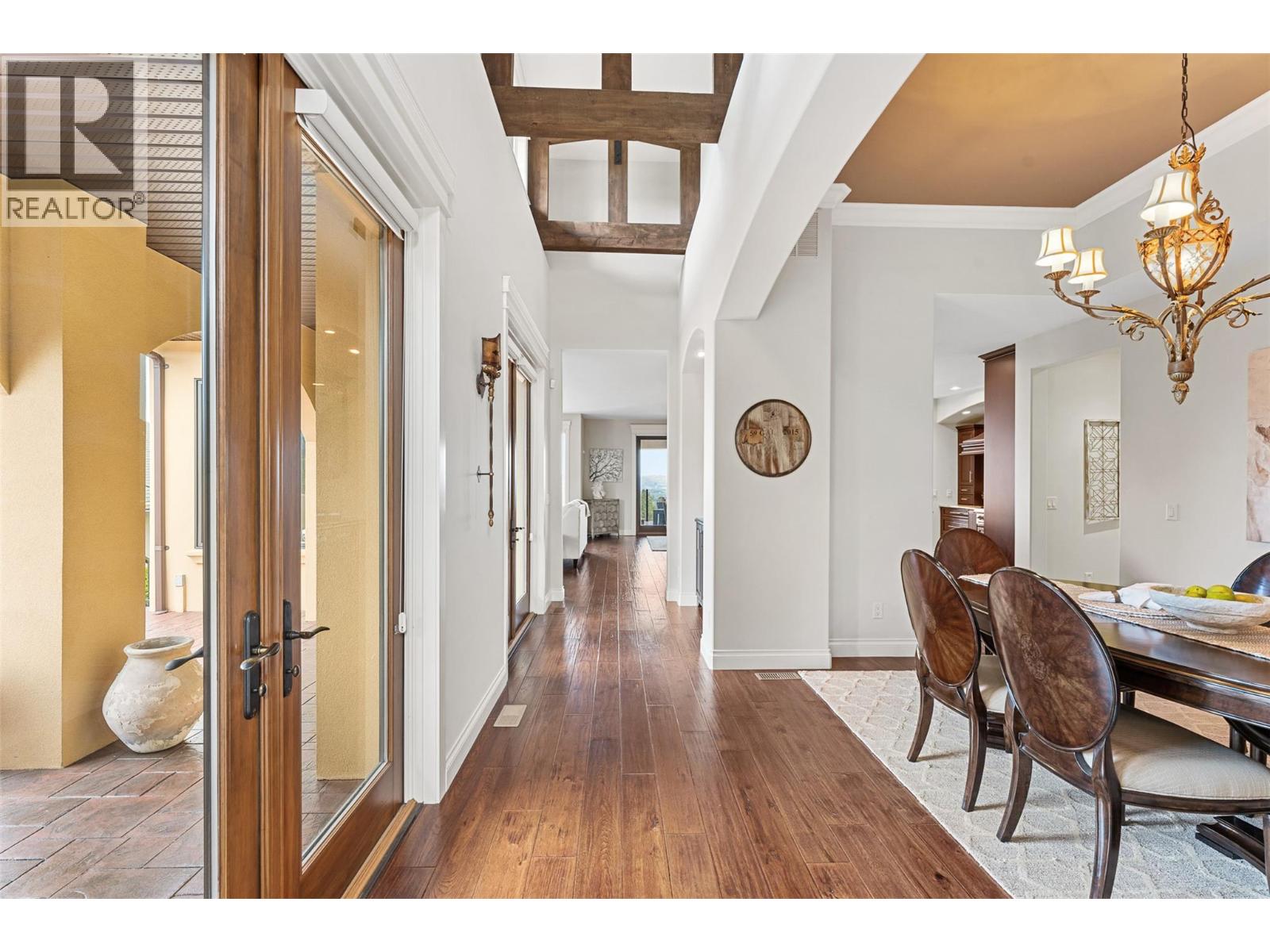  660 Almandine Court, Kelowna