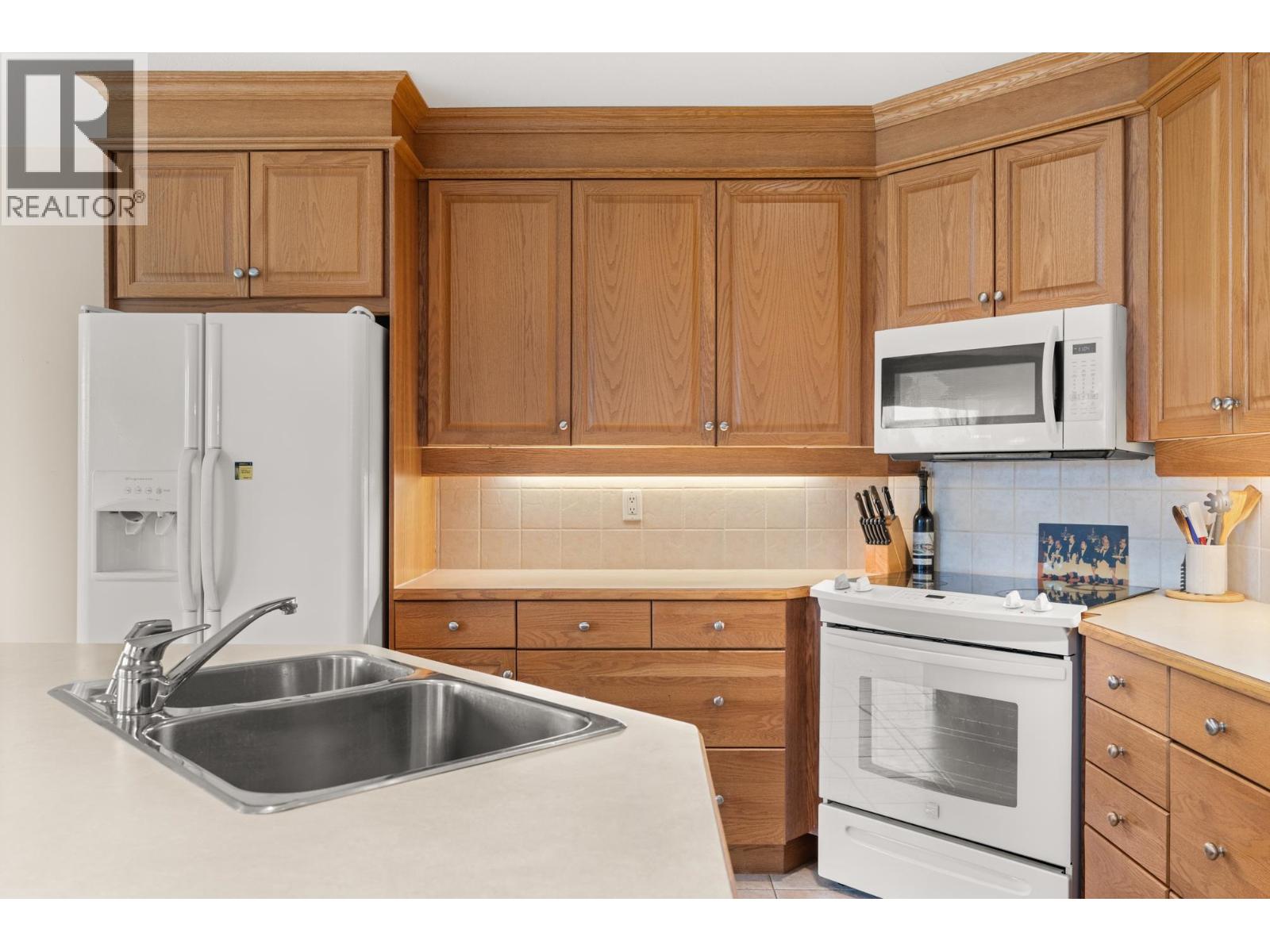 #203-1330 HUNTER Road, Delta