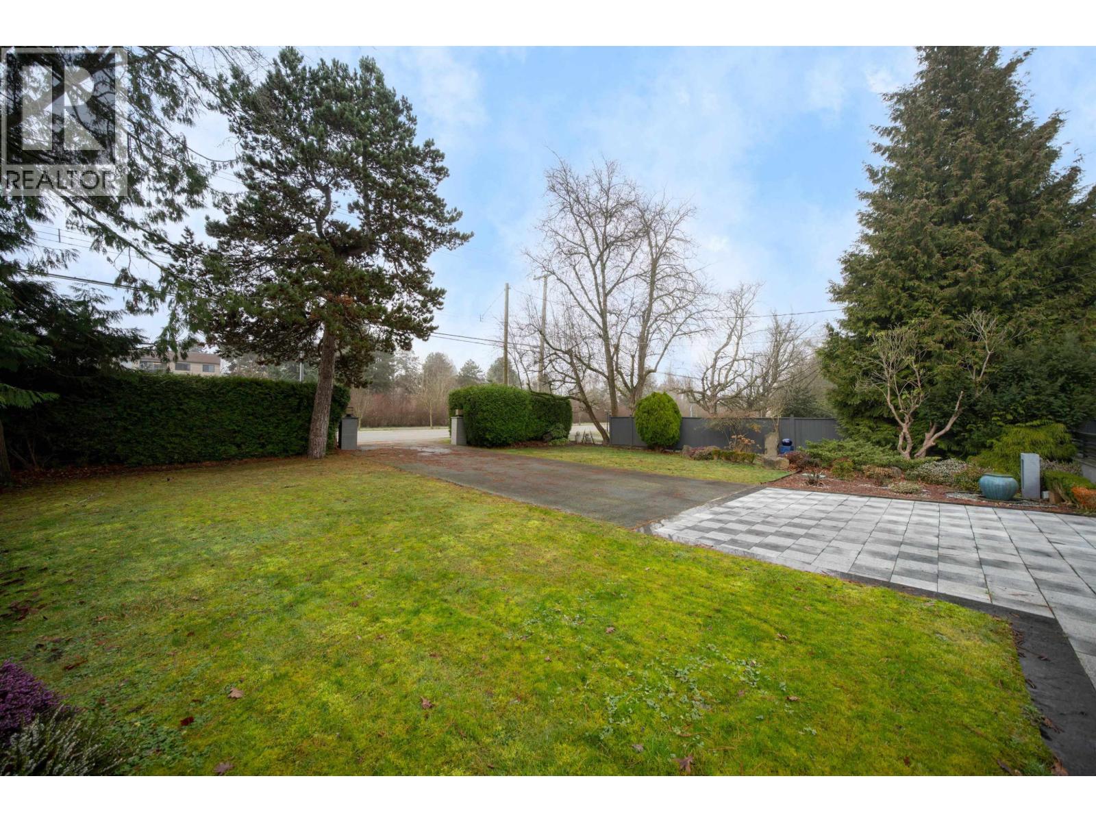 8160 RAILWAY Avenue, Richmond