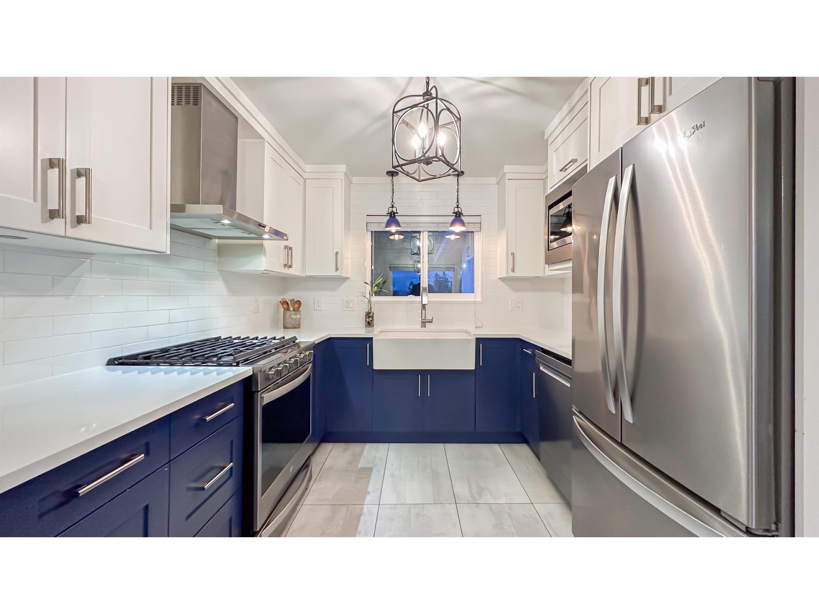 8594 SUNBURY Place, Delta