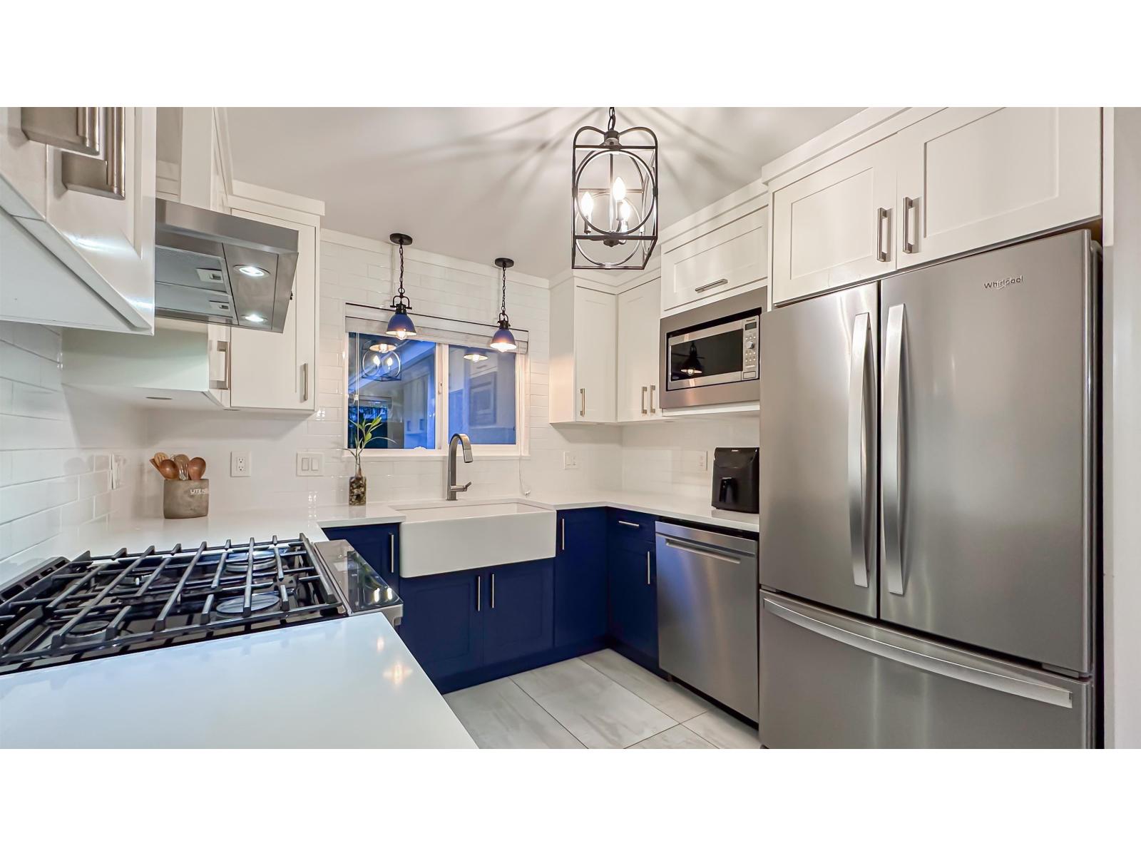 8594 SUNBURY Place, Delta