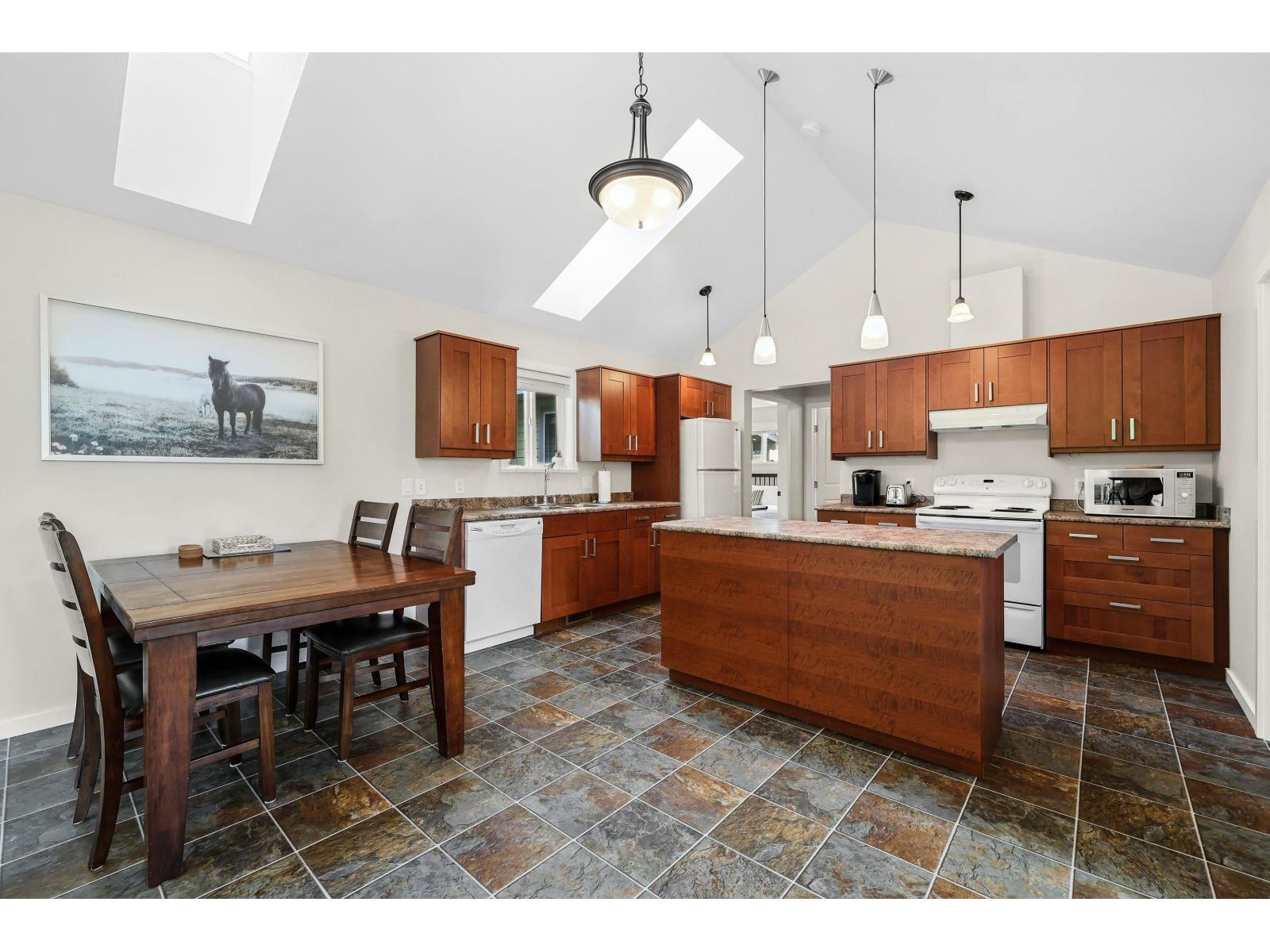 25160 58 AVENUE, Langley