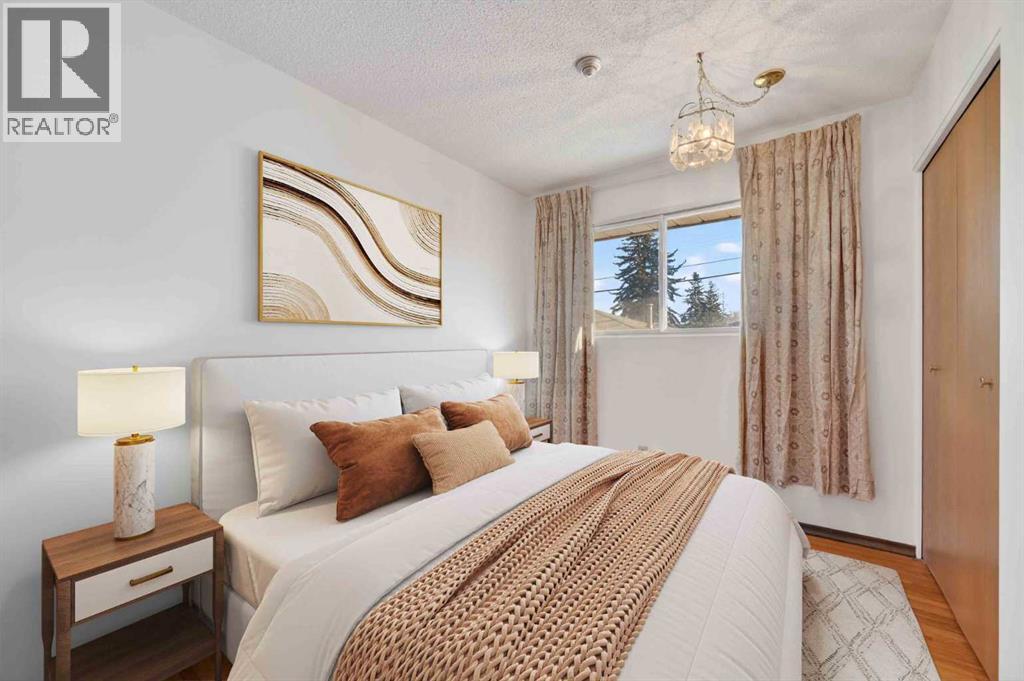 Single Family House Bungalow for Sale in  Huntridge Hill NE Huntington Hills Calgary 