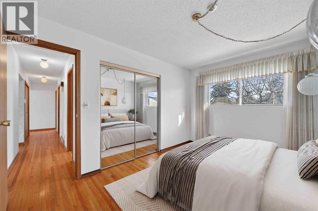 Single Family House Bungalow for Sale in  Huntridge Hill NE Huntington Hills Calgary 