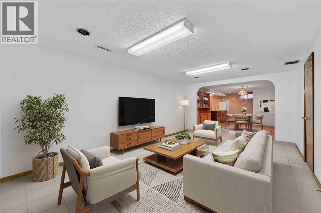 Single Family House Bungalow for Sale in  Huntridge Hill NE Huntington Hills Calgary 