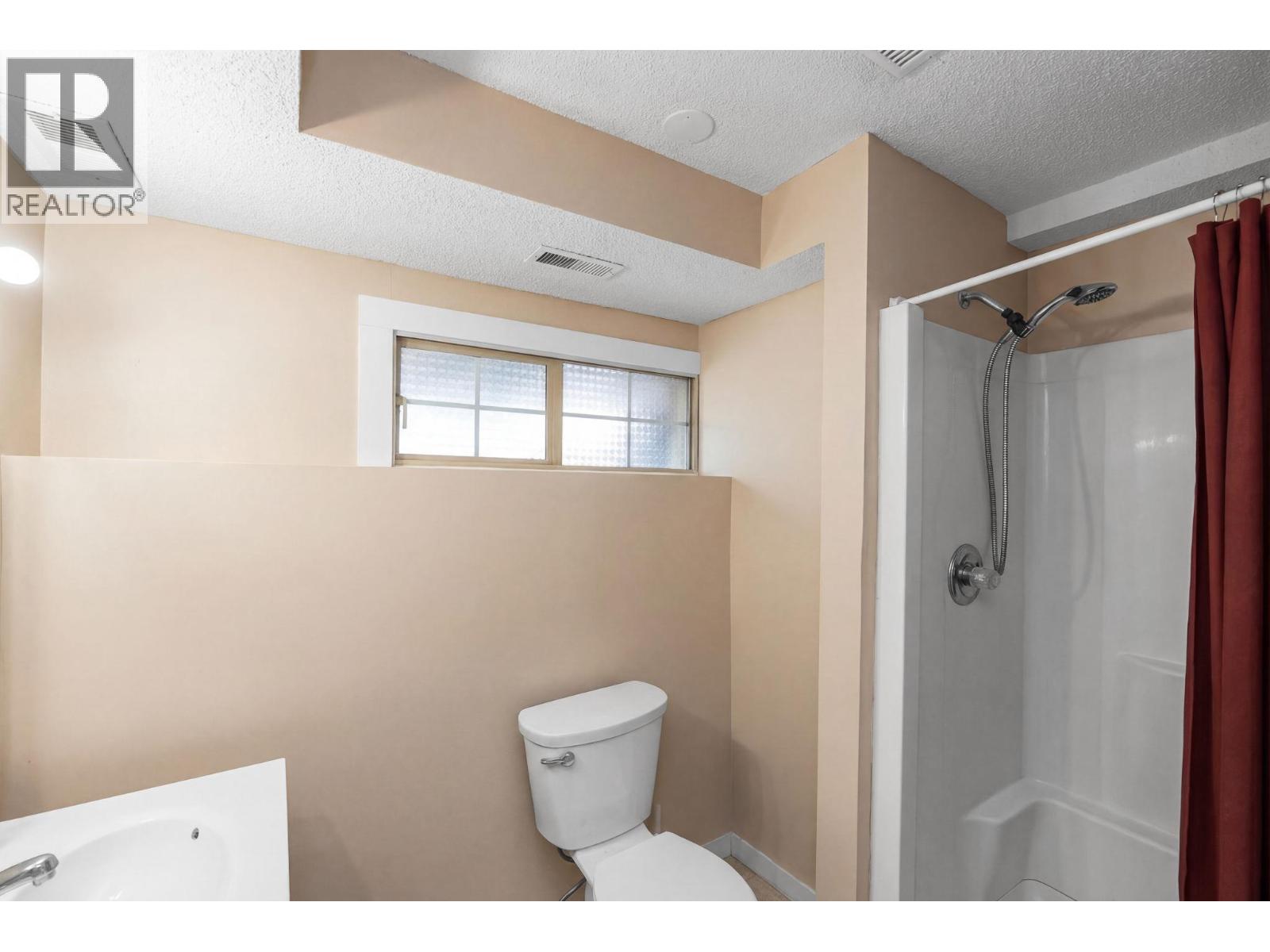  698 Balsam Road, Kelowna