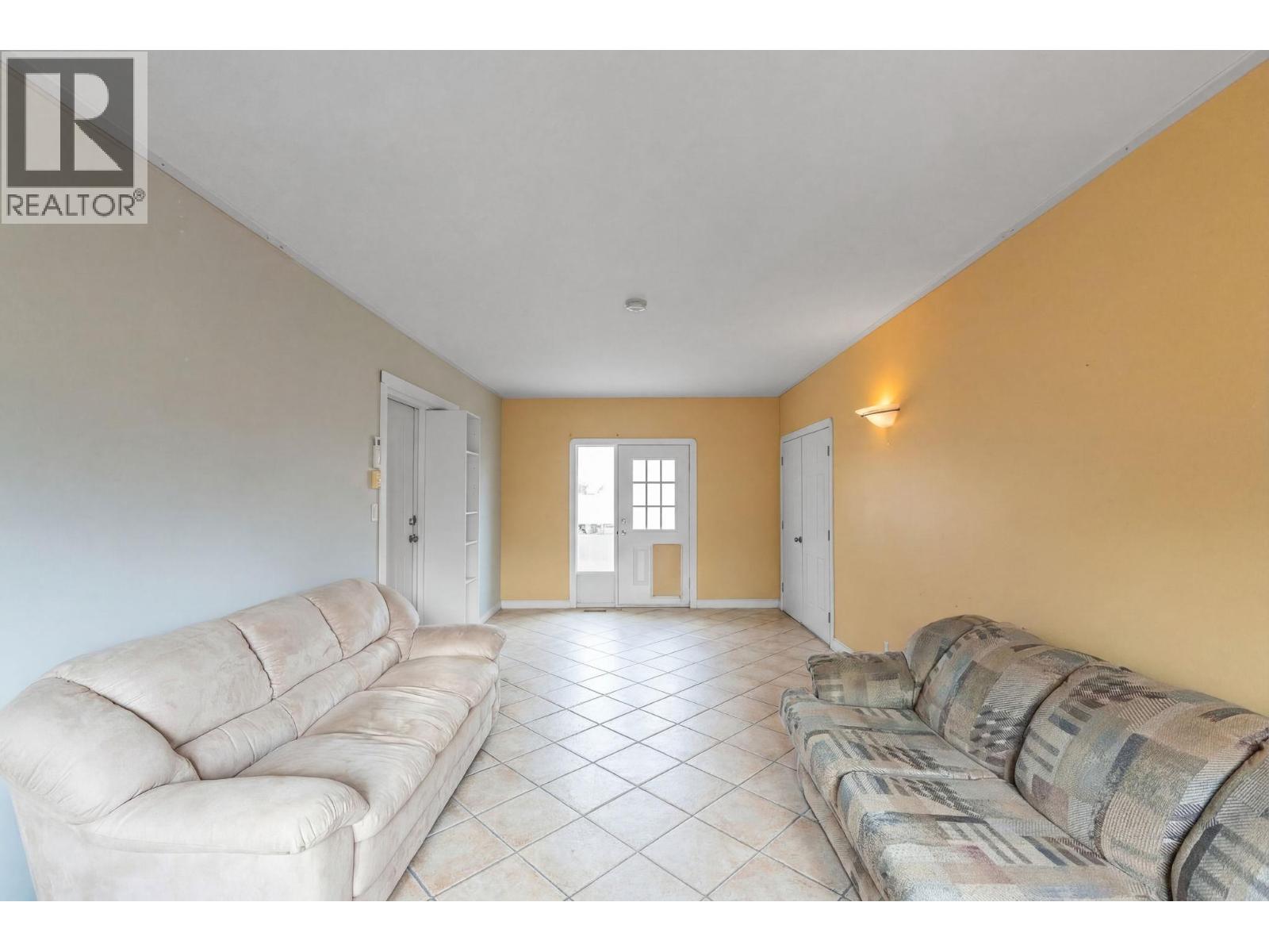  698 Balsam Road, Kelowna