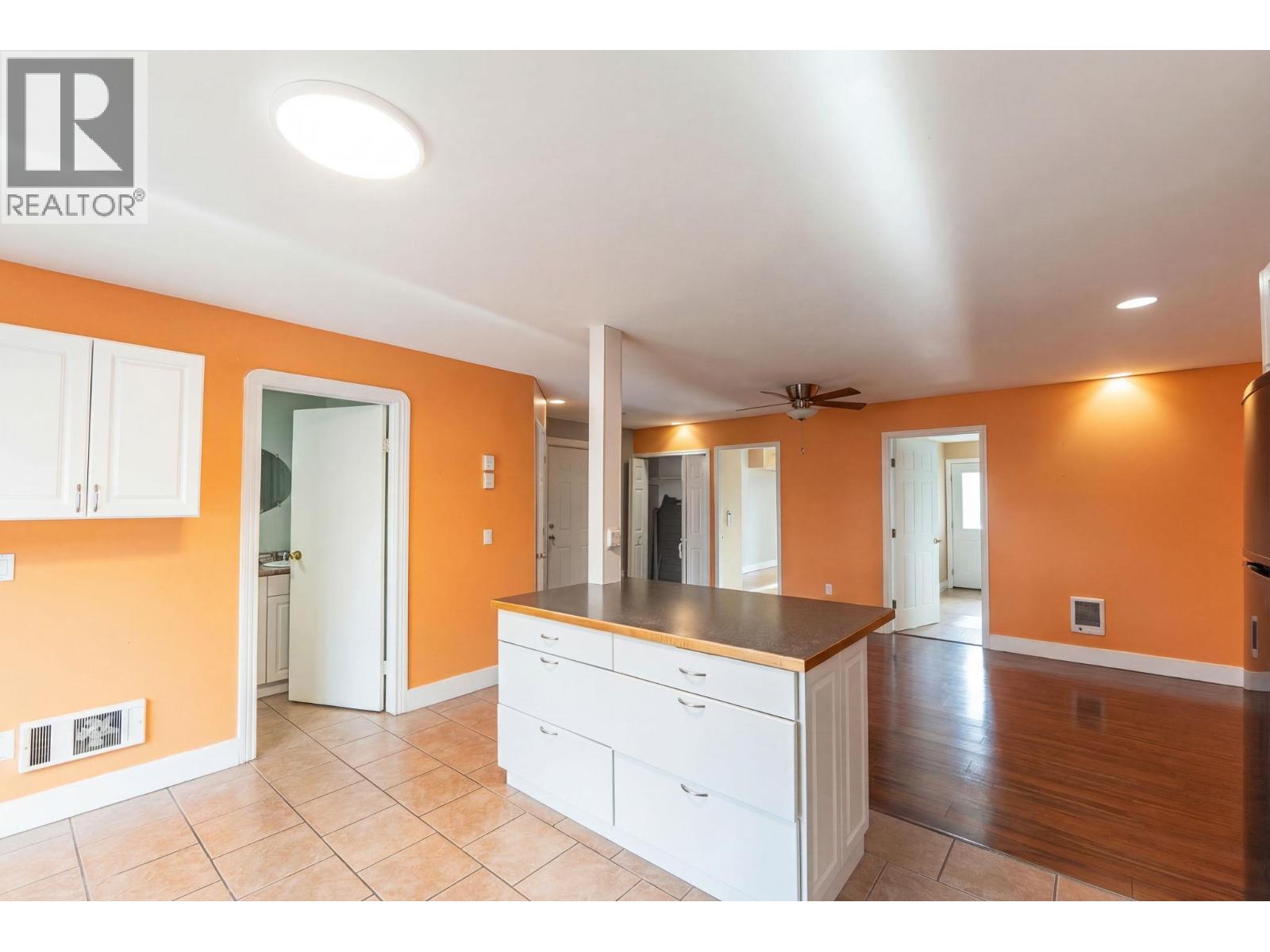  698 Balsam Road, Kelowna