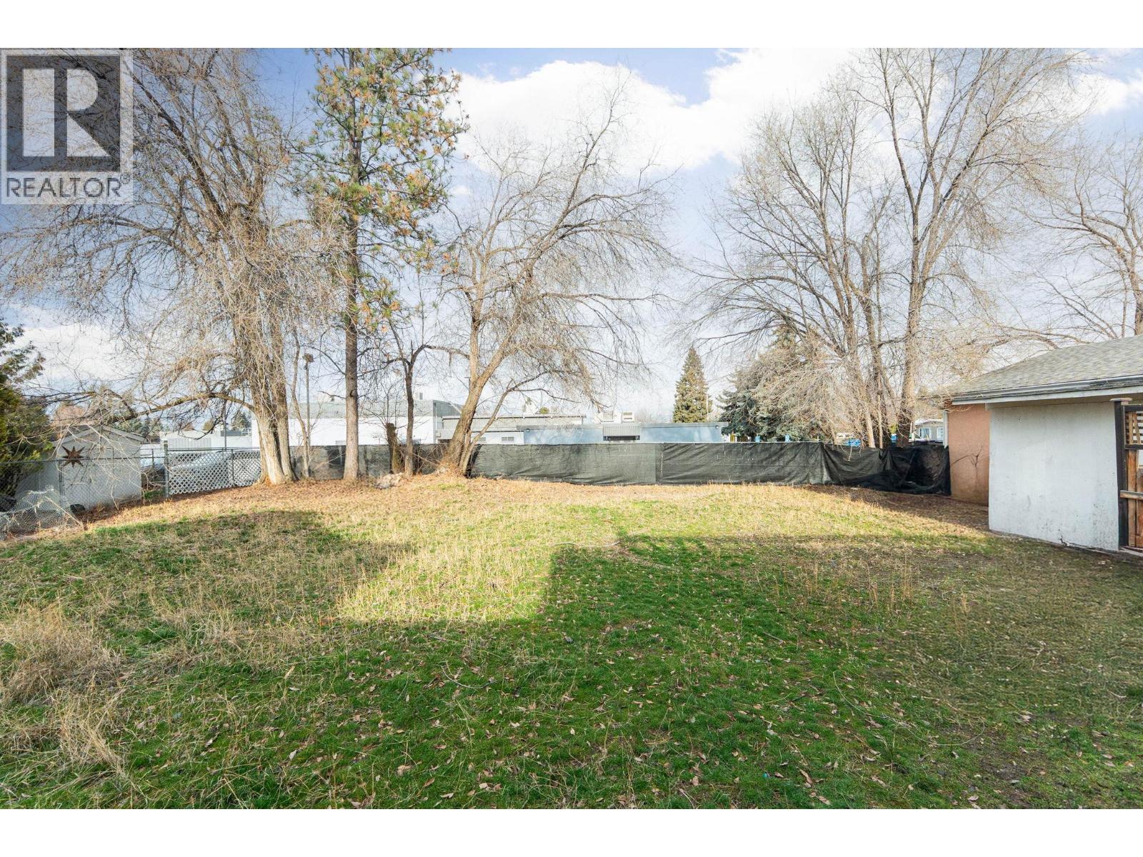  698 Balsam Road, Kelowna