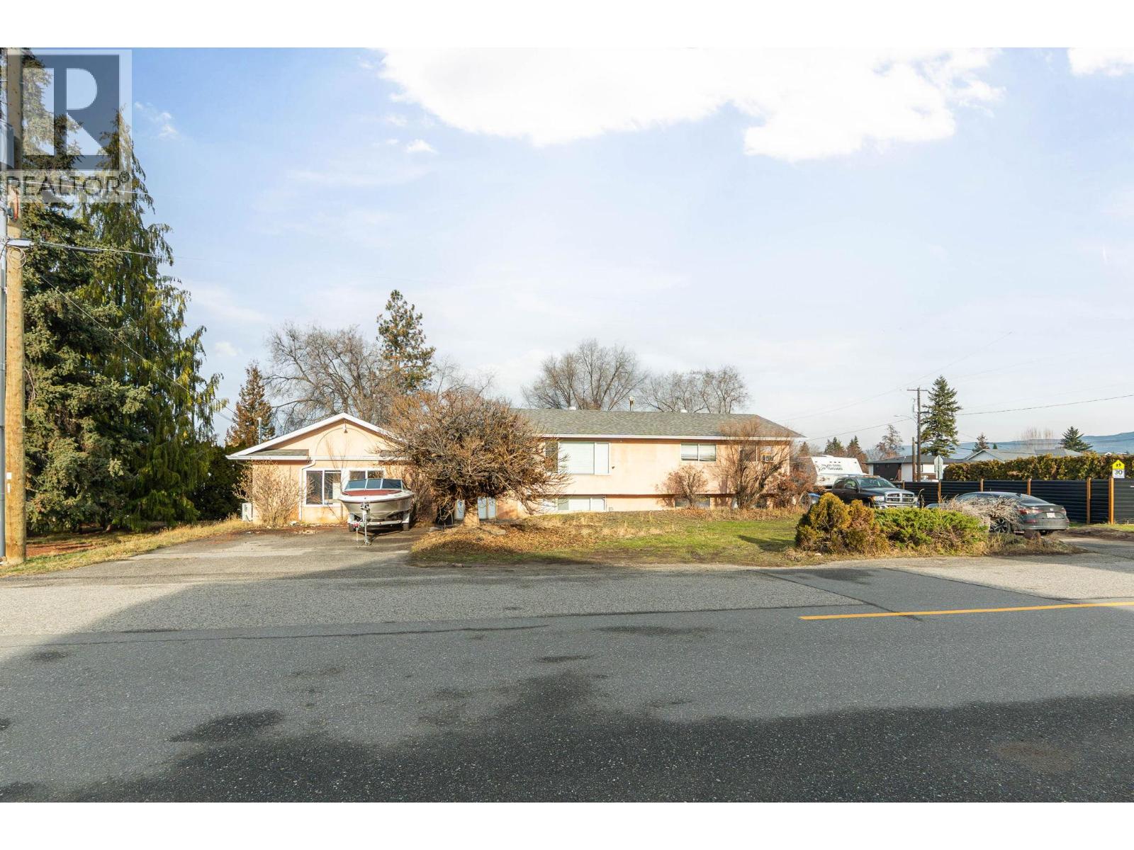  698 Balsam Road, Kelowna