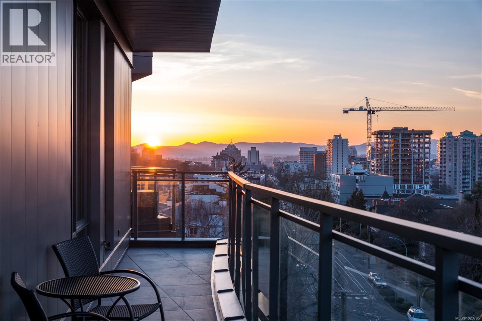 Single Family House for Sale in   Fort St Bellewood Victoria 