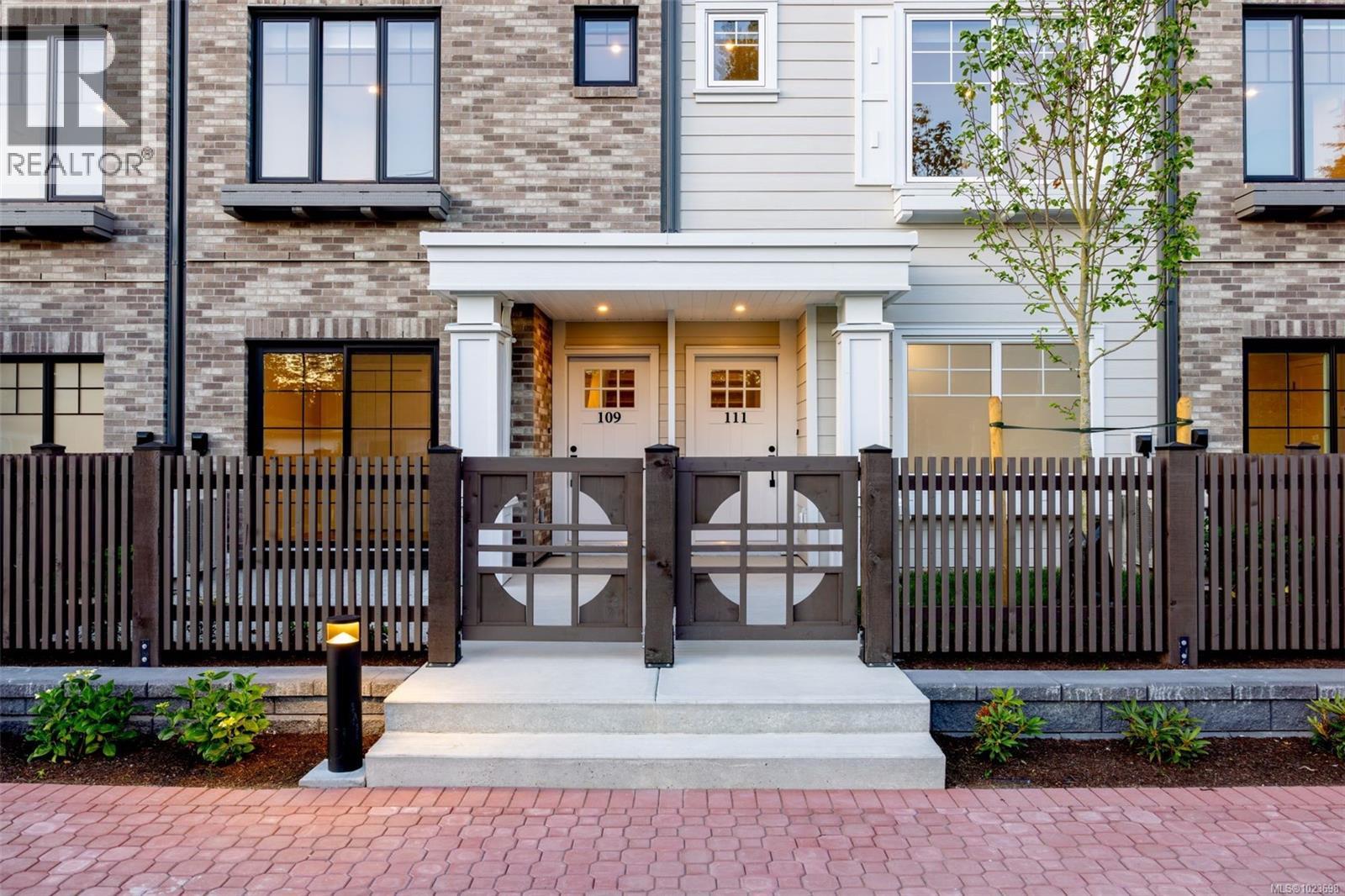 109 3210 Glendale Place, Langford