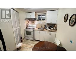B1 - 949 Willowdale Avenue, Toronto, ON M2M3C3 Photo 11