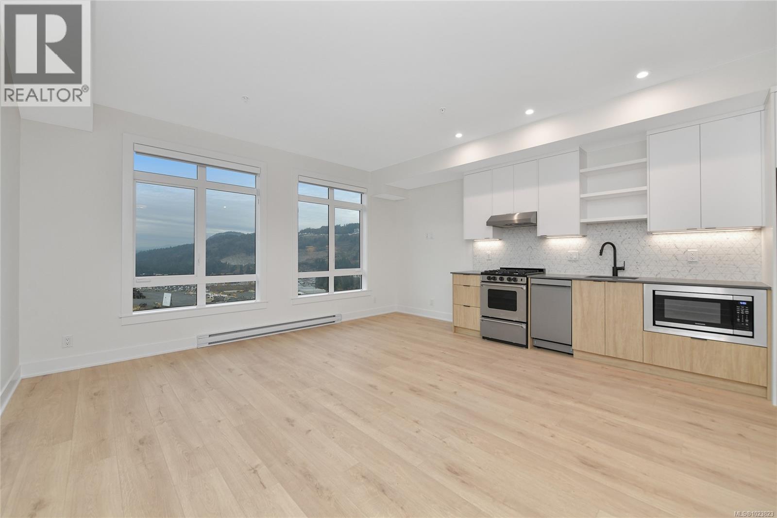 205 1114 Samar Crescent, Langford