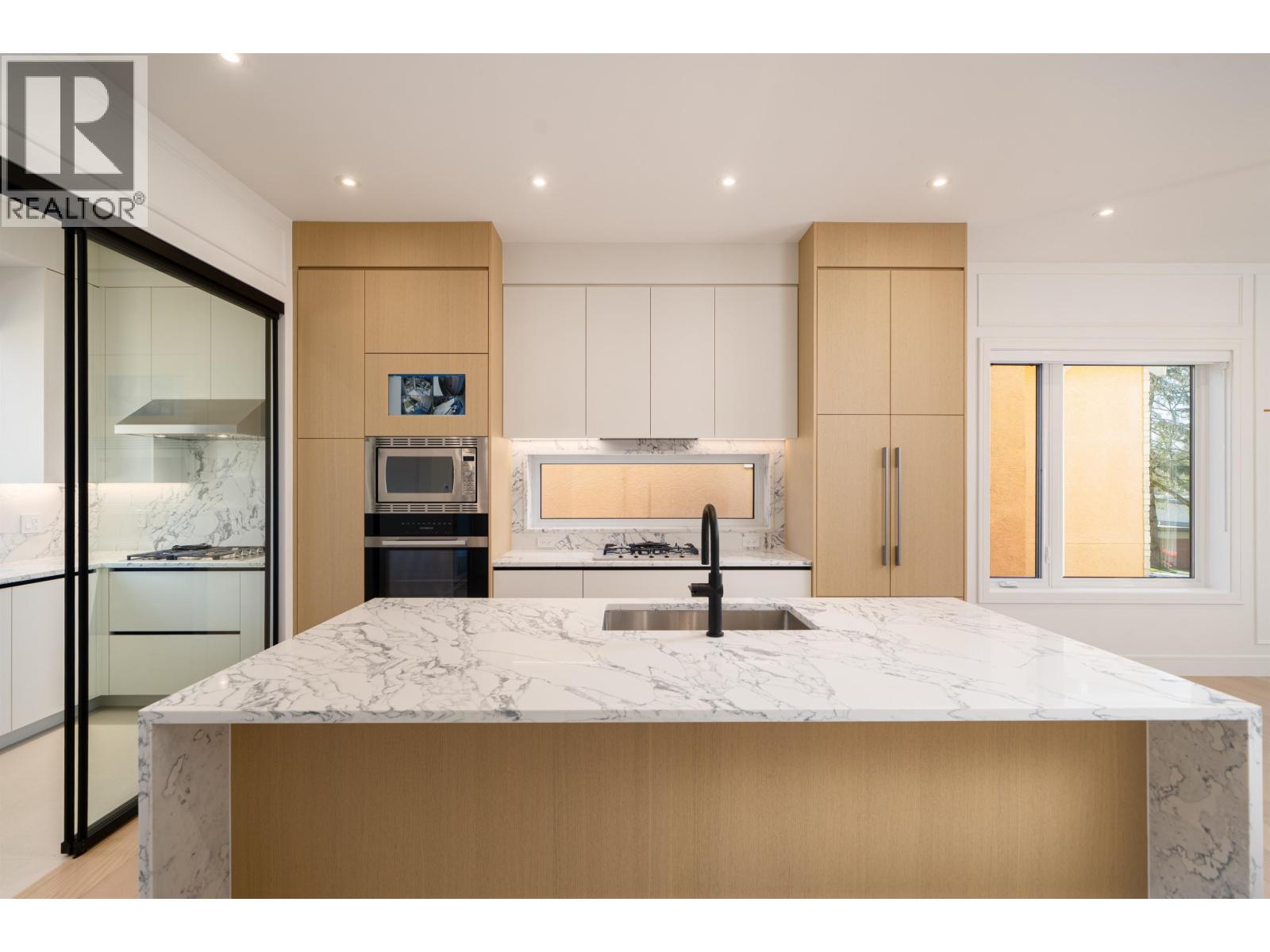 7382 MAPLE STREET, Vancouver