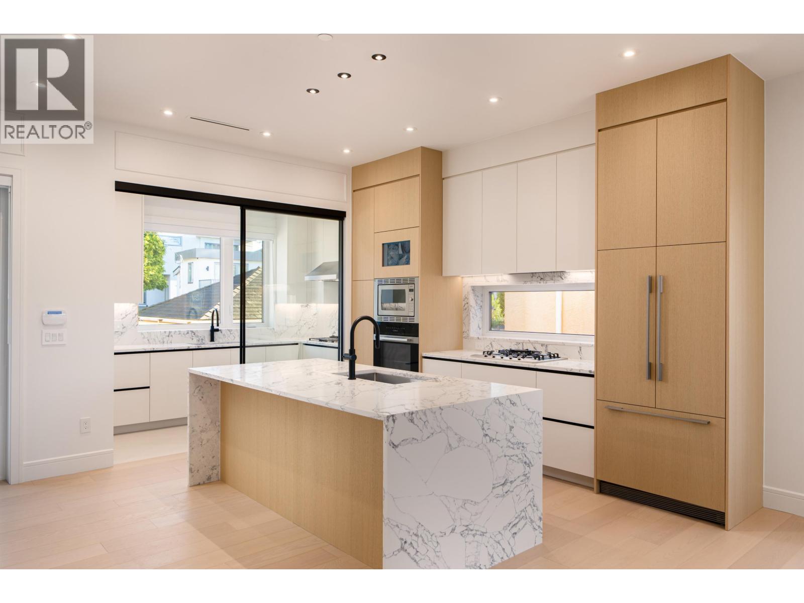 7382 MAPLE STREET, Vancouver