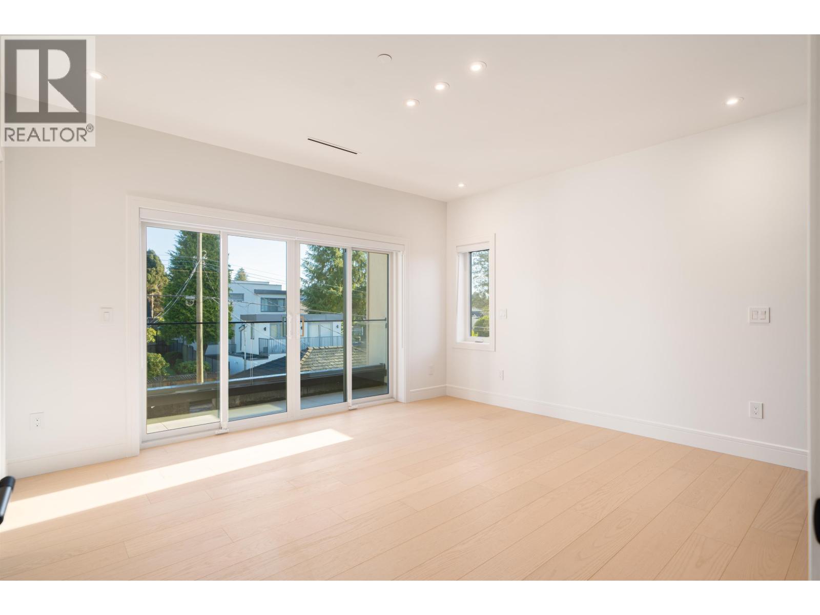 7382 MAPLE STREET, Vancouver