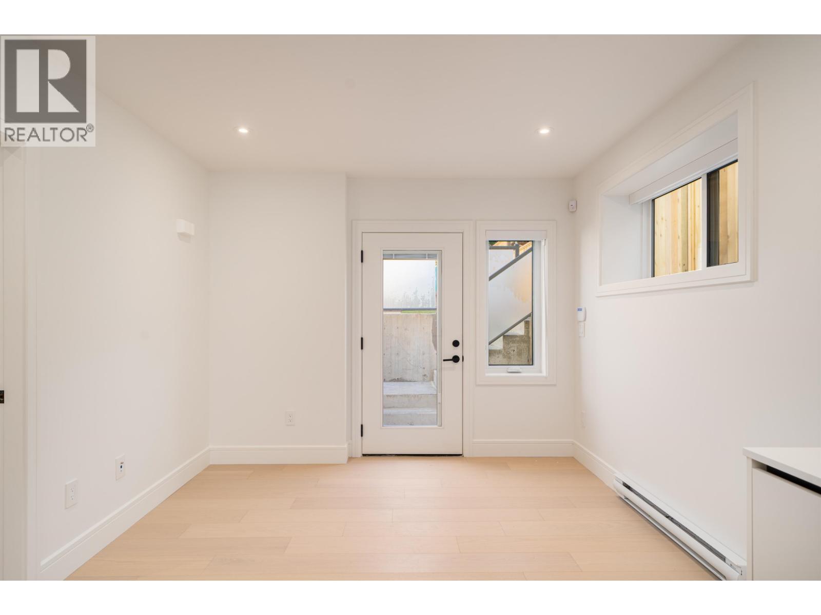 7382 MAPLE STREET, Vancouver