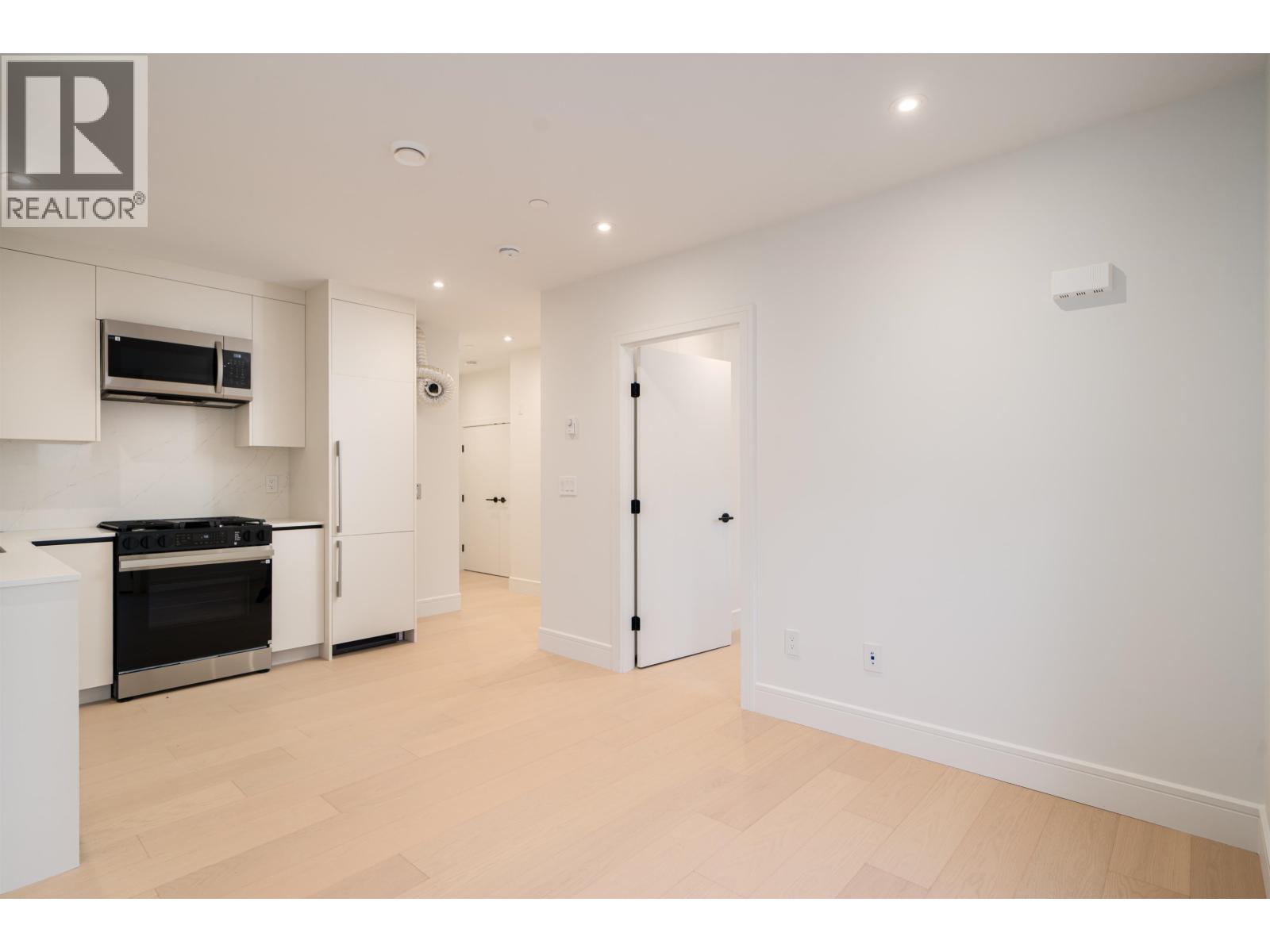 7382 MAPLE STREET, Vancouver